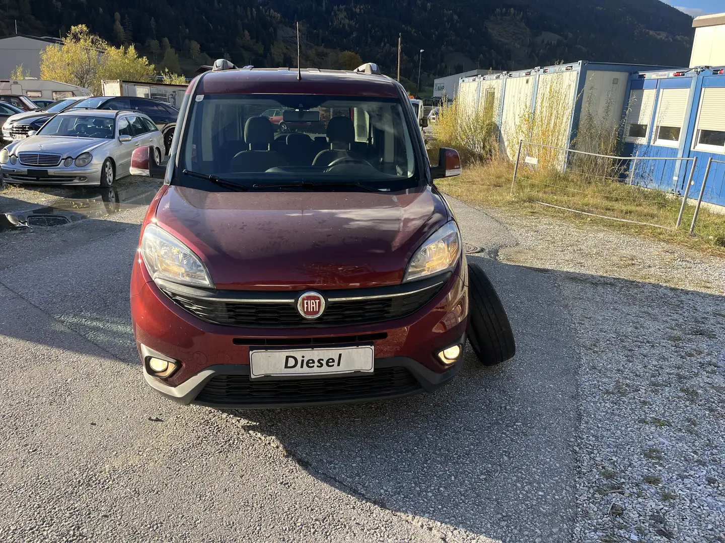 Fiat Doblo Doblo1,6 MultiJet/ 5 SITZE/ NAVI/ EURO6b Rot - 2