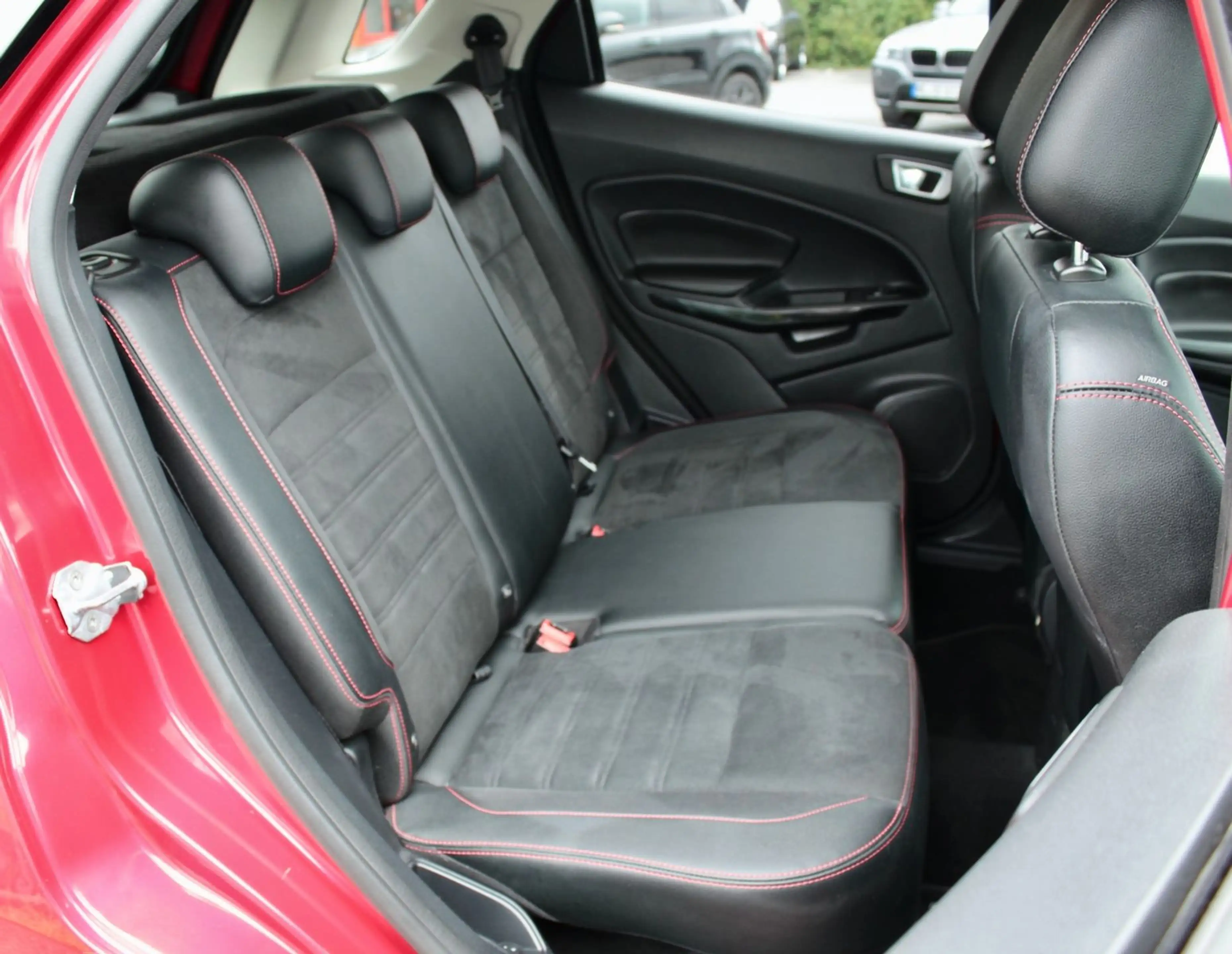 Ford EcoSport ST-Line/1-HAND Ausstattung Beachten — photo 13