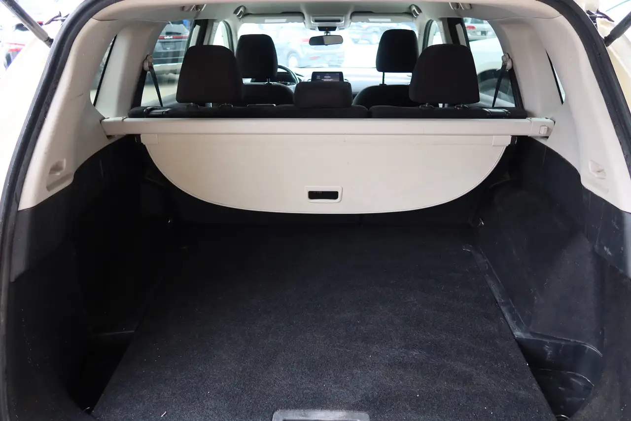 Nissan Rogue fotografie Nissan Rogue