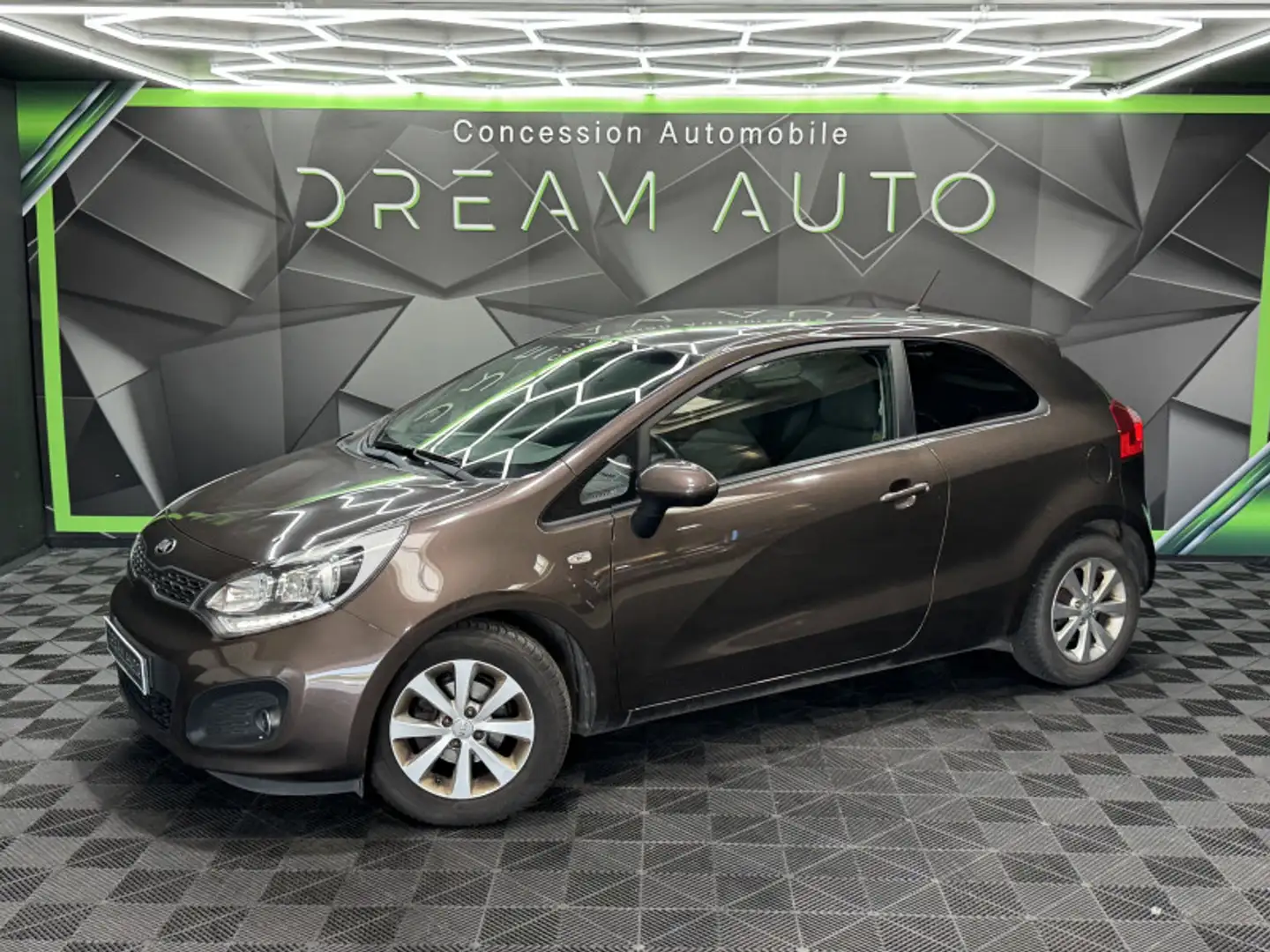 Kia Rio 1.2 MOTION 3P Brun - 1