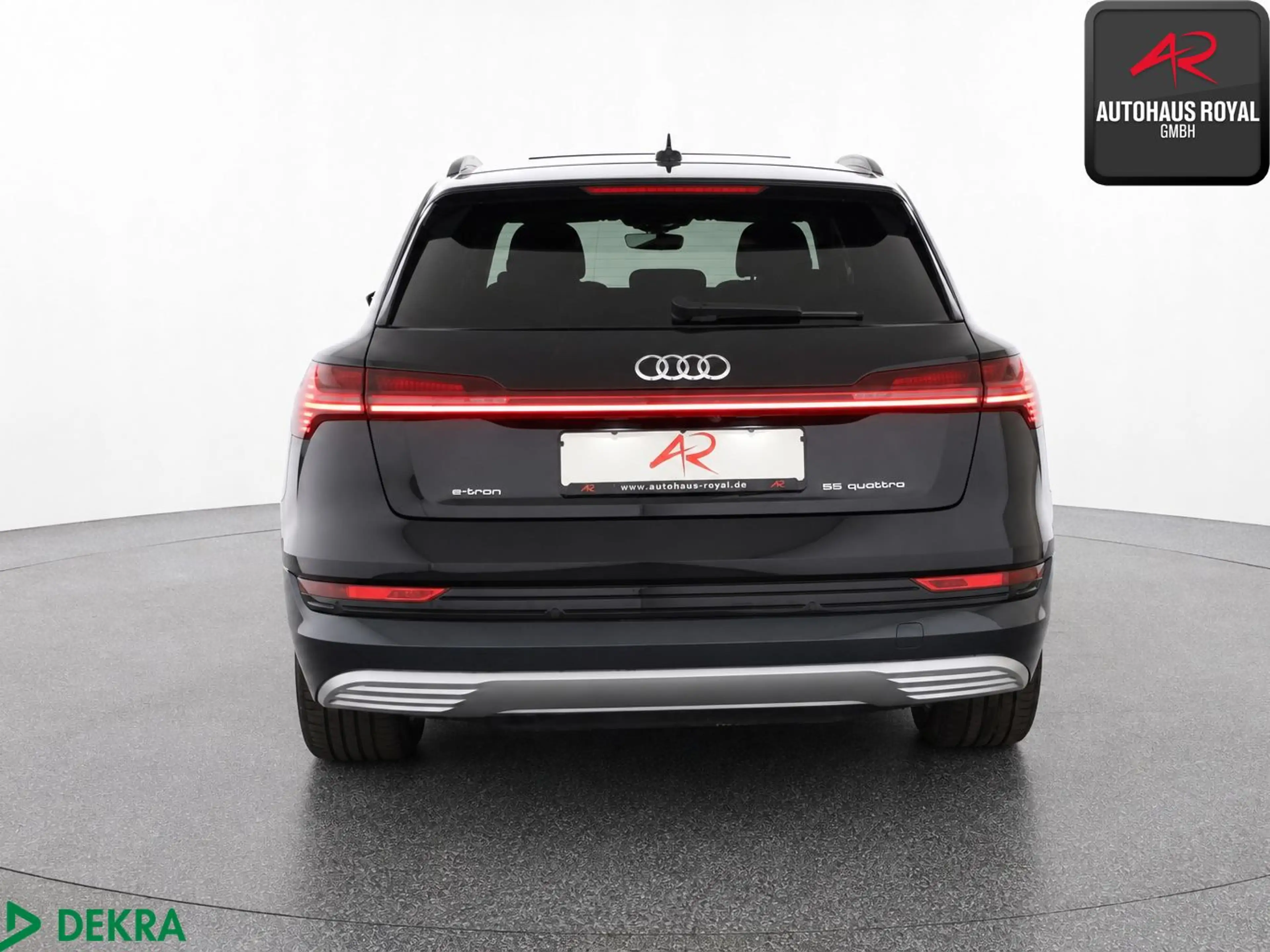 Audi e-tron 55 qu S LINE 20Z HUD,LUFT,KEYLESS,ACC,360 — photo 3