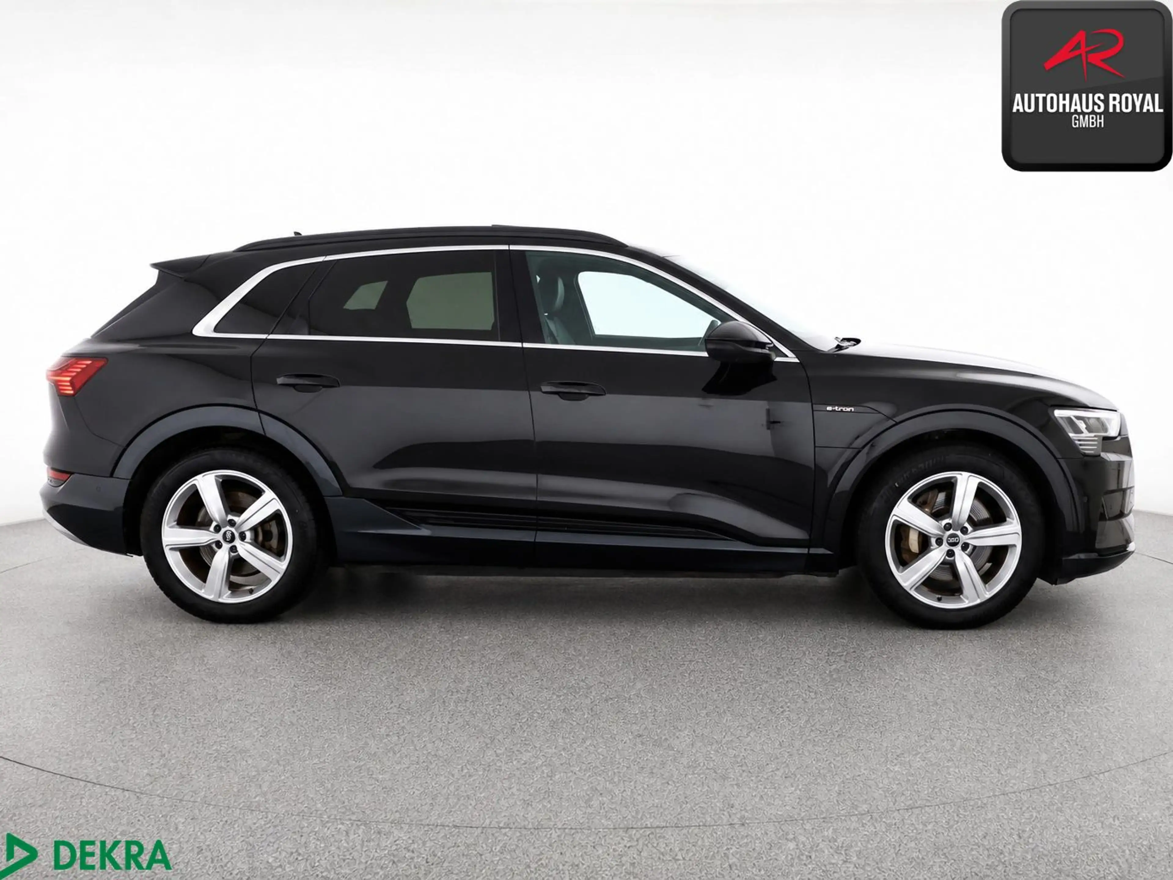 Audi e-tron 55 qu S LINE 20Z HUD,LUFT,KEYLESS,ACC,360 — photo 5