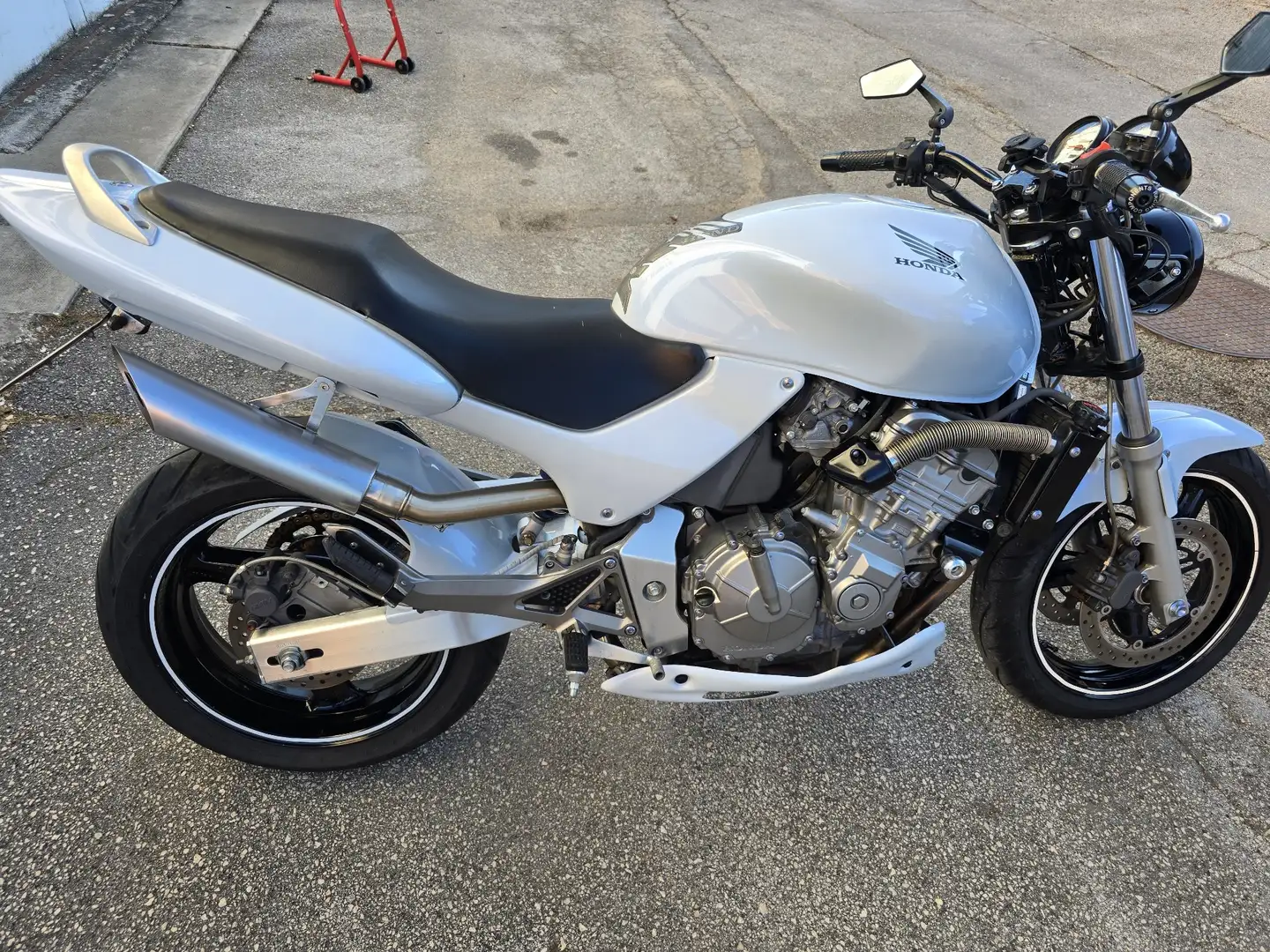 Honda Hornet Blanc - 2