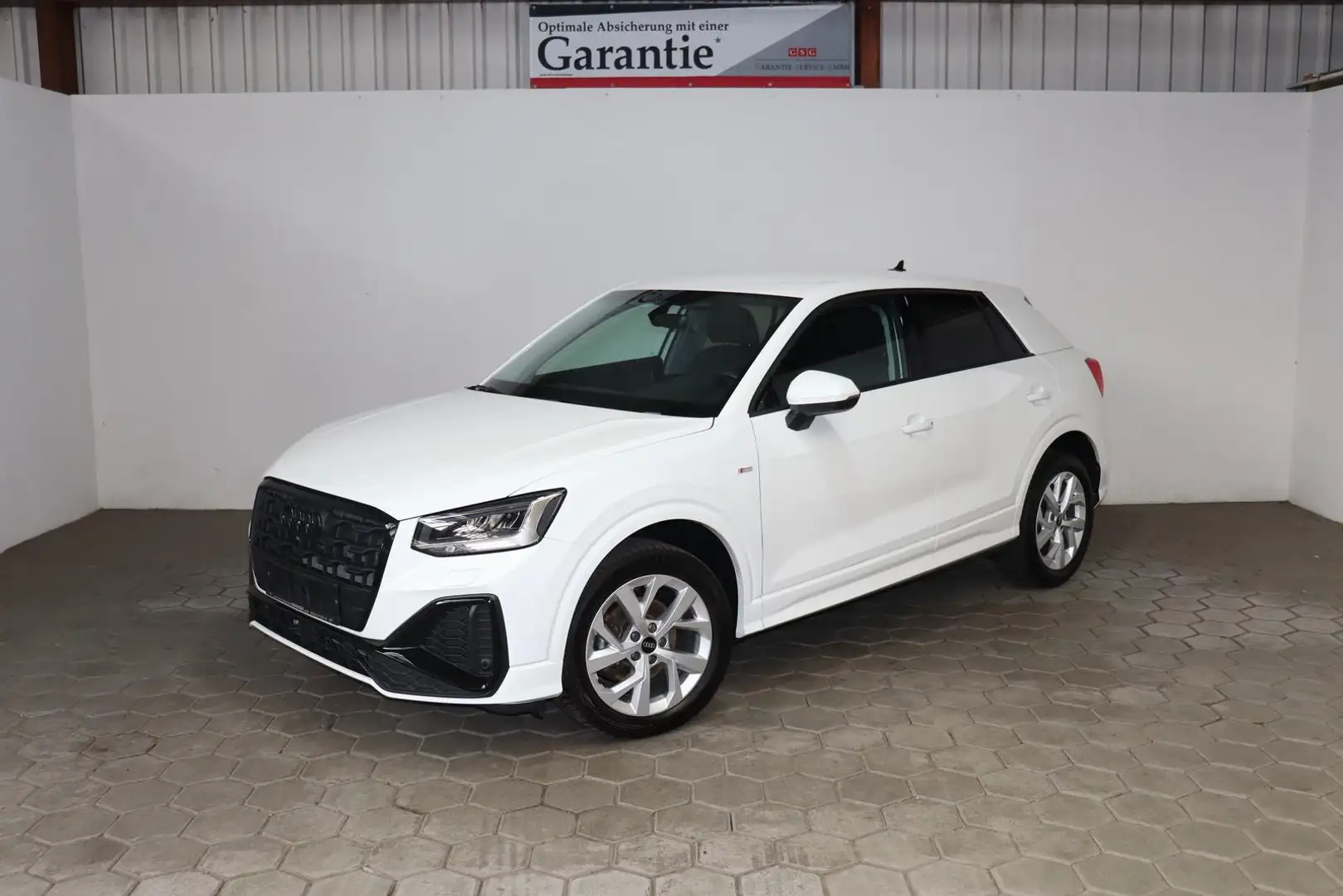Audi Q2 35 TFSI S line CARPLAY*SHZ*CAM*SCHWARZPAKET Weiß - 2