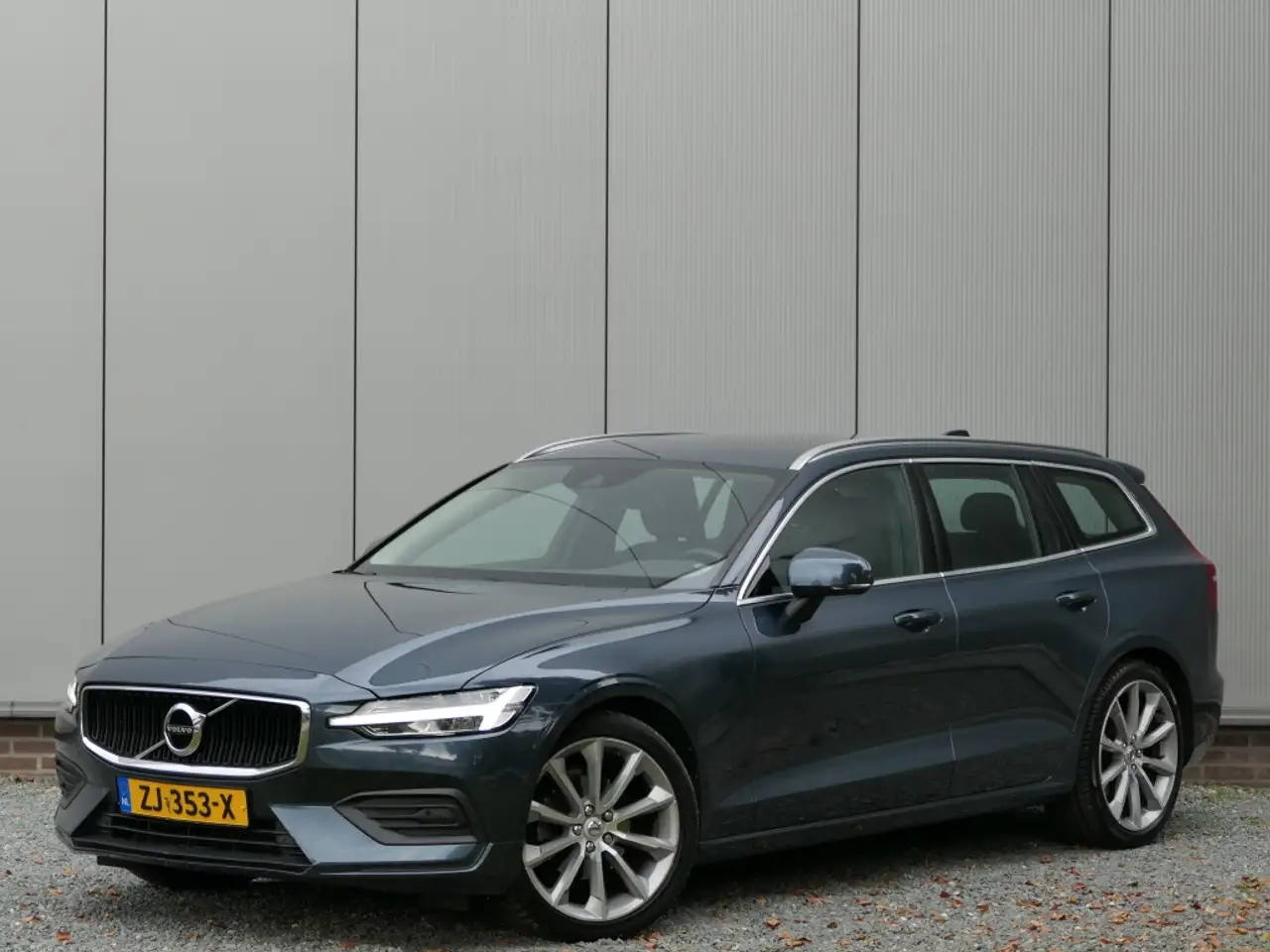 Volvo V60