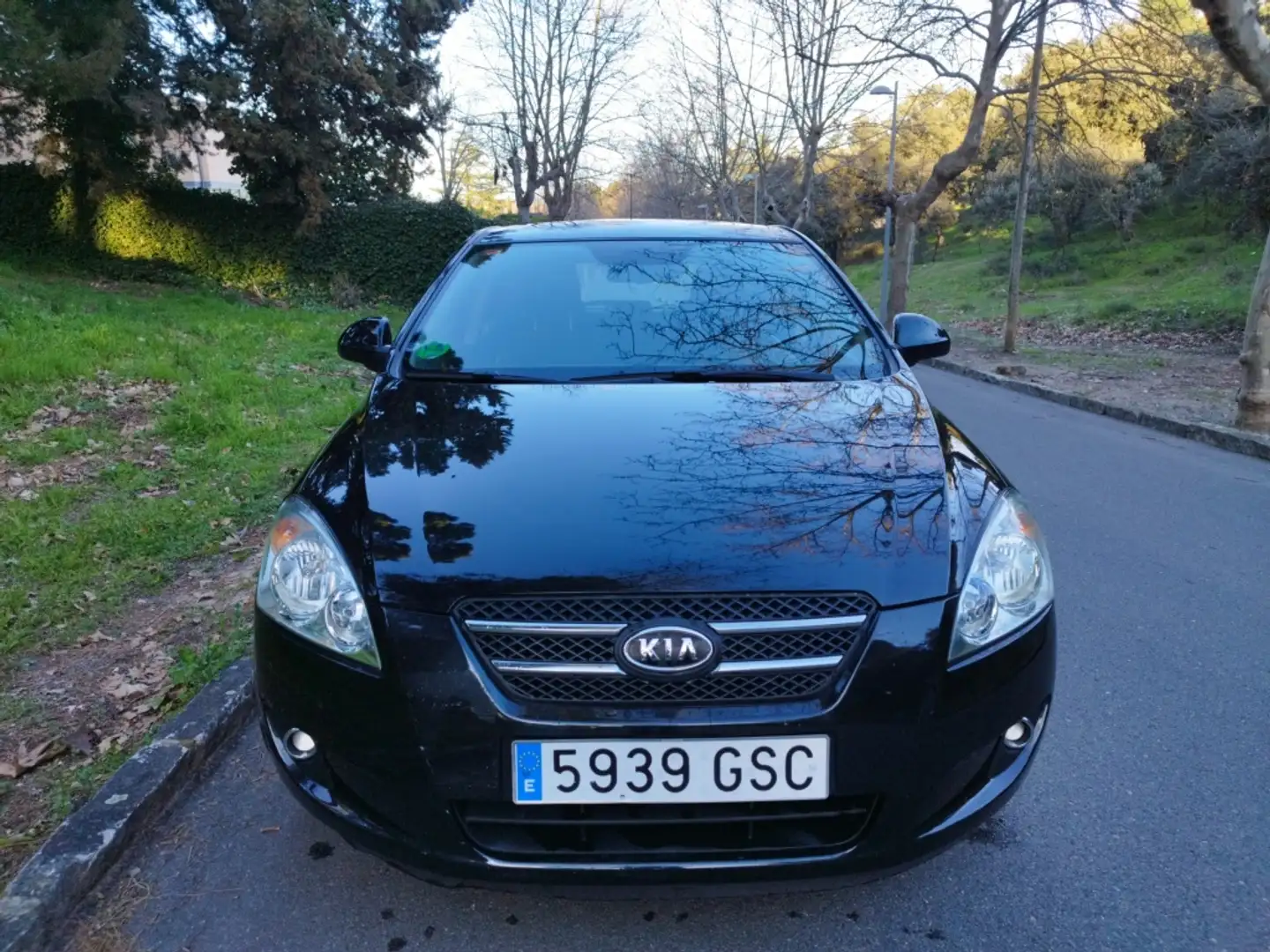 Kia Ceed / cee'd 1.6 Active Eco-Dynamics Negro - 2