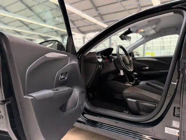 Opel Corsa view 8