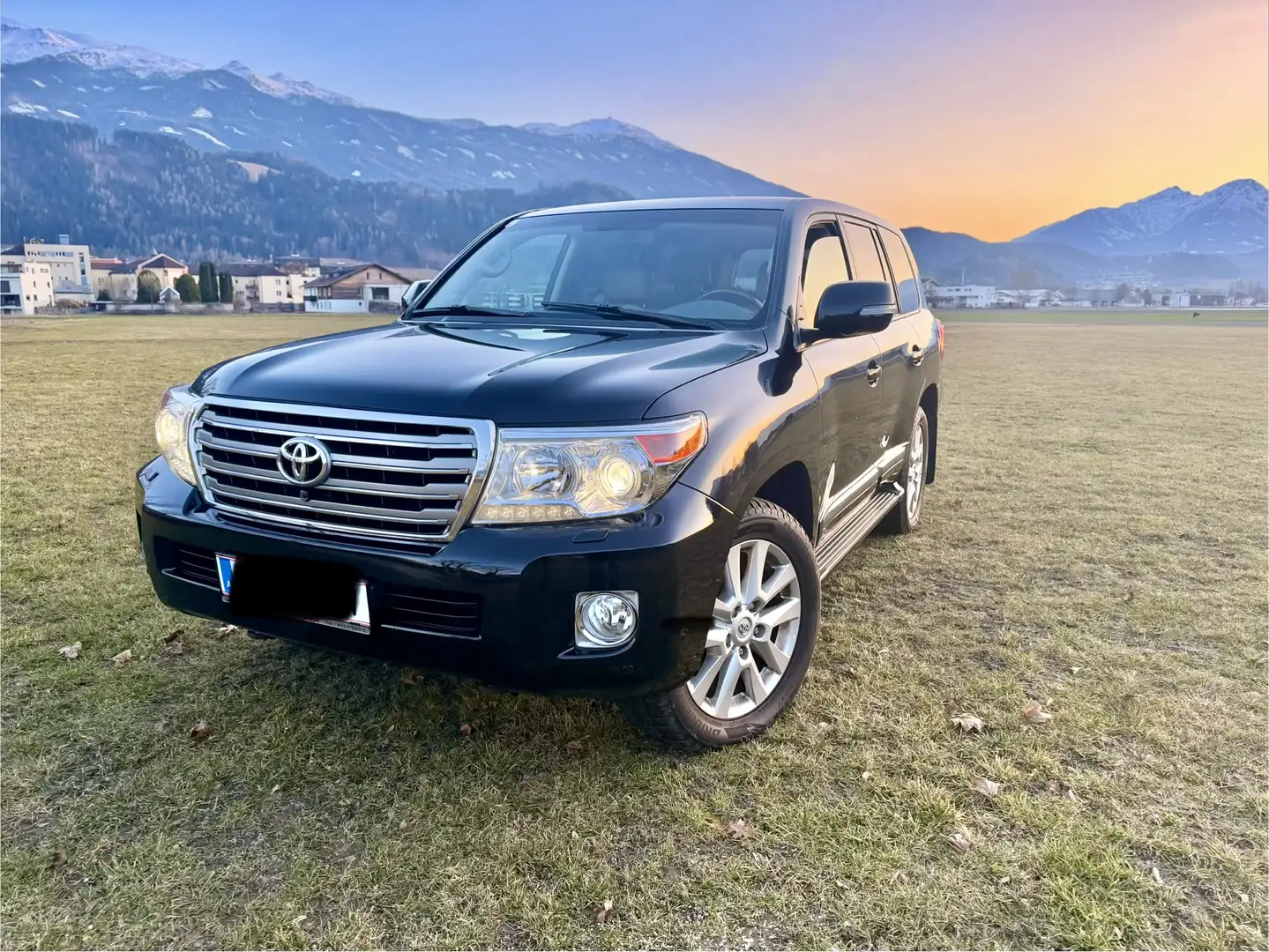 Toyota Land Cruiser Vollausstattung Schwarz - 2