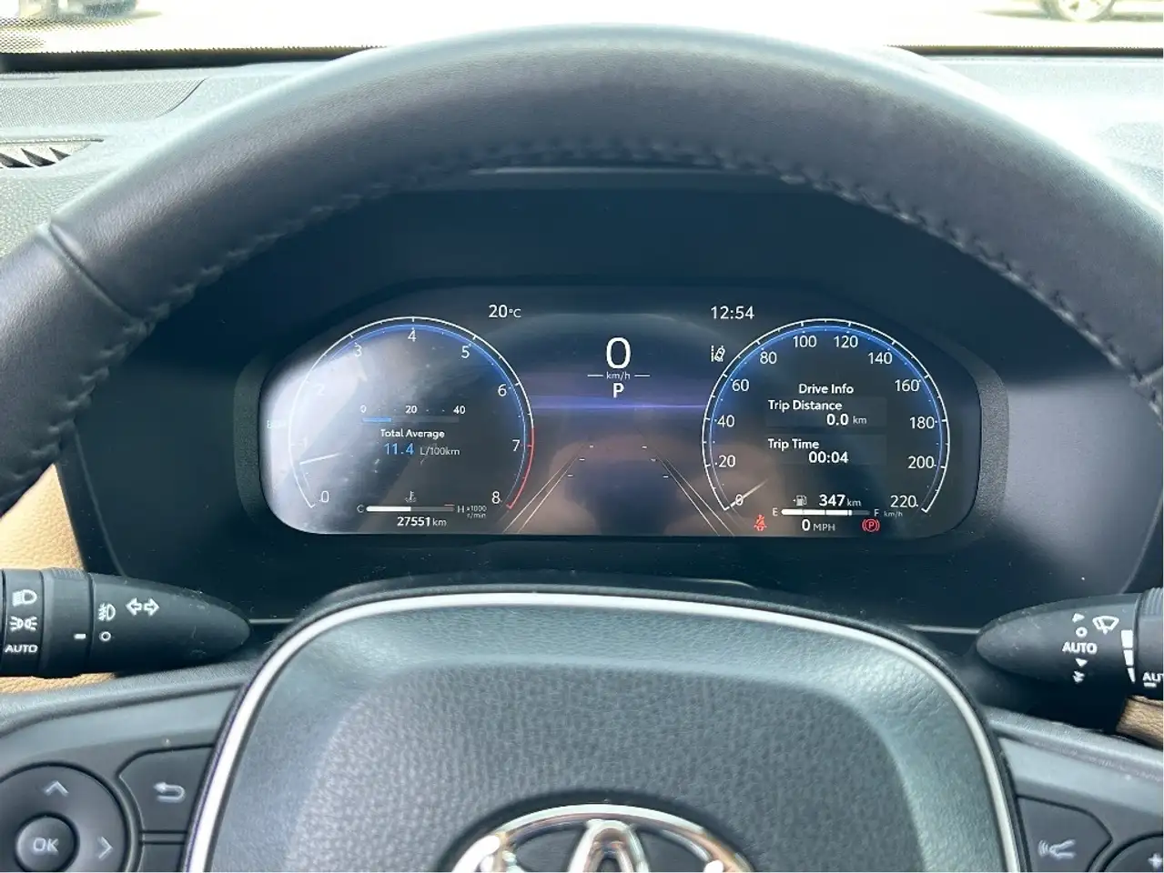 Toyota RAV 4 снимка Toyota RAV 4