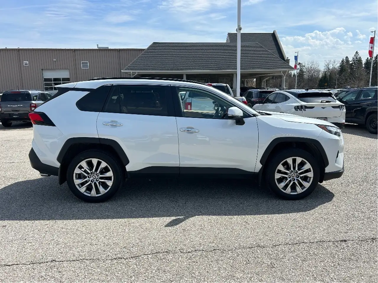 Toyota RAV 4 снимка Toyota RAV 4