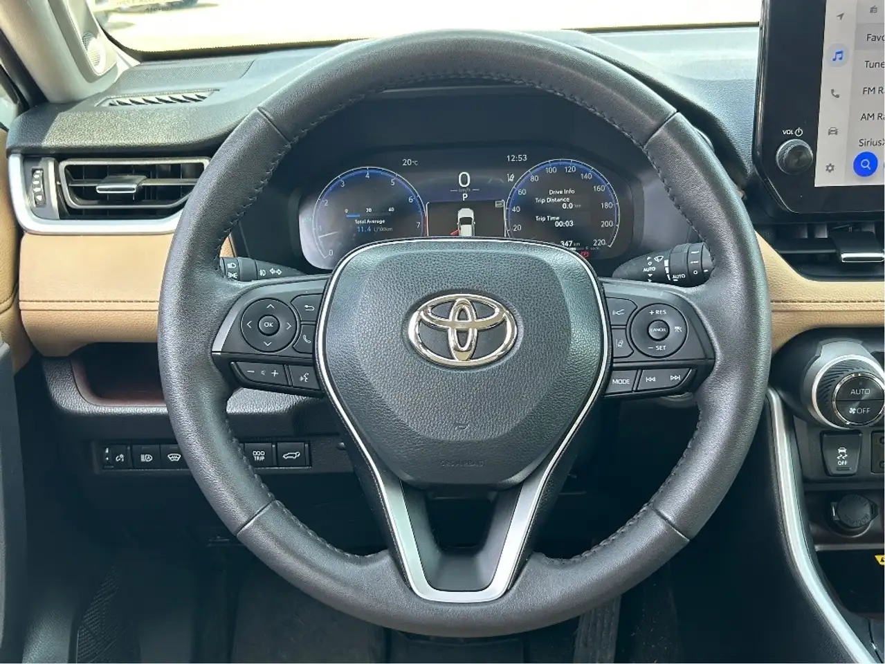Toyota RAV 4 снимка Toyota RAV 4