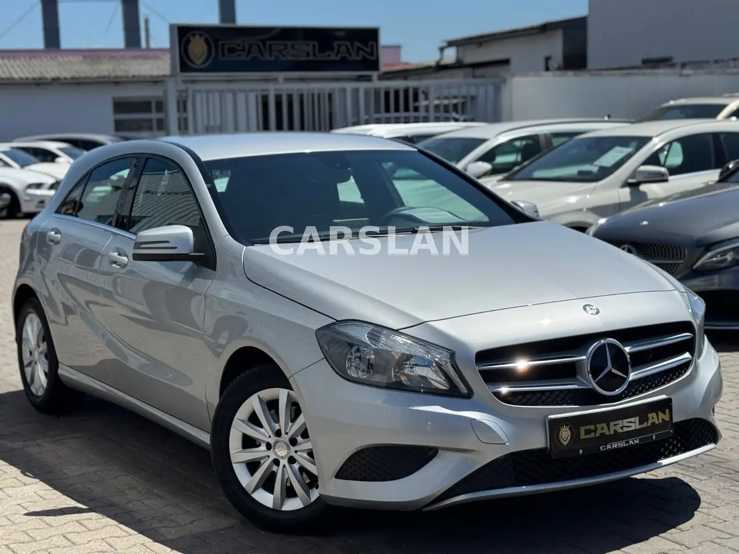 Mercedes-Benz A 180 BE STYLE 2.HAND+NAVI+T.LEDR+7G-AUTOMATIK Silber - 1