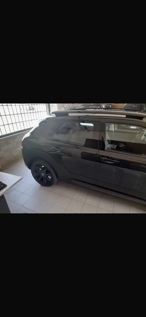 Citroen C4 Cactus Fekete - 1