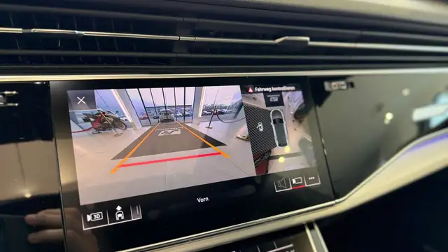 Audi Q8 50 MHEV TDI quattro Tiptronic *VOLL* Ansicht 29
