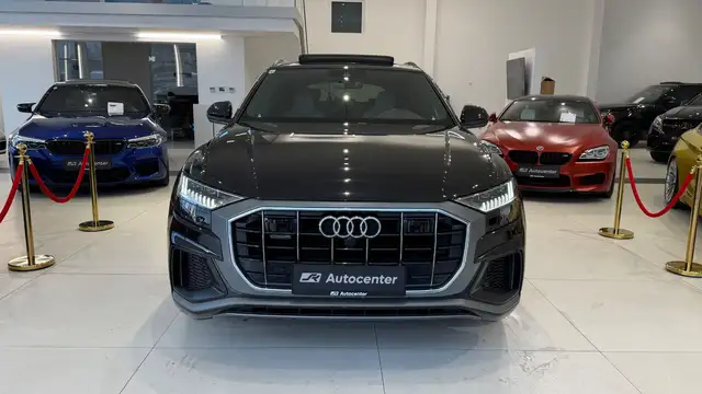 Audi Q8 50 MHEV TDI quattro Tiptronic *VOLL* Ansicht 3