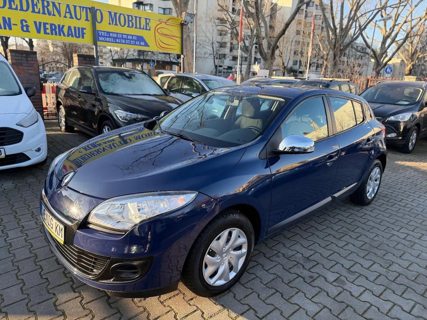 Renault Megane III Lim. 5-trg. Authentique*1HAND Blau - 1