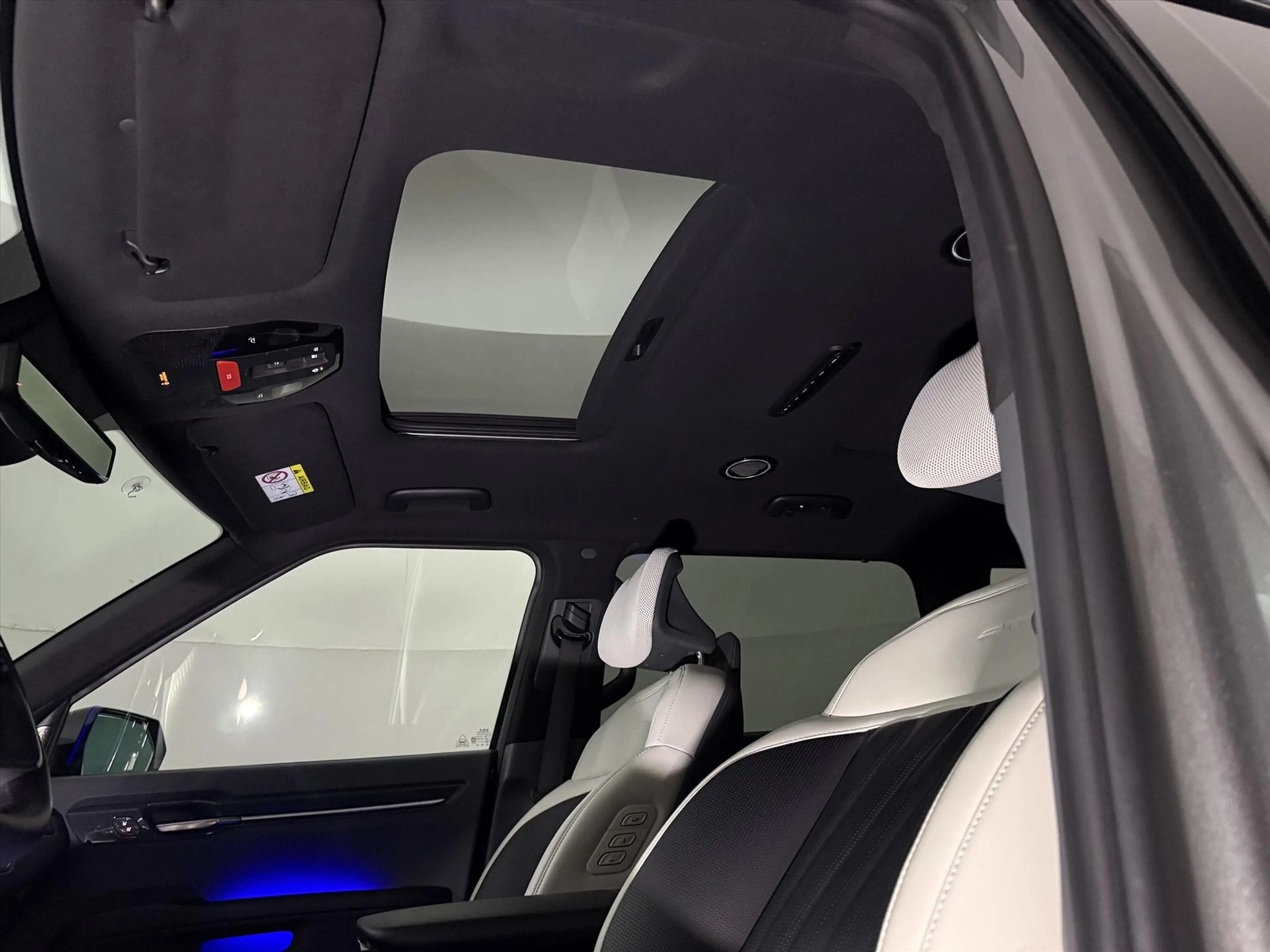 Kia EV9 99,8kWh 384pk AWD Dual Motor GT-Line — photo 13