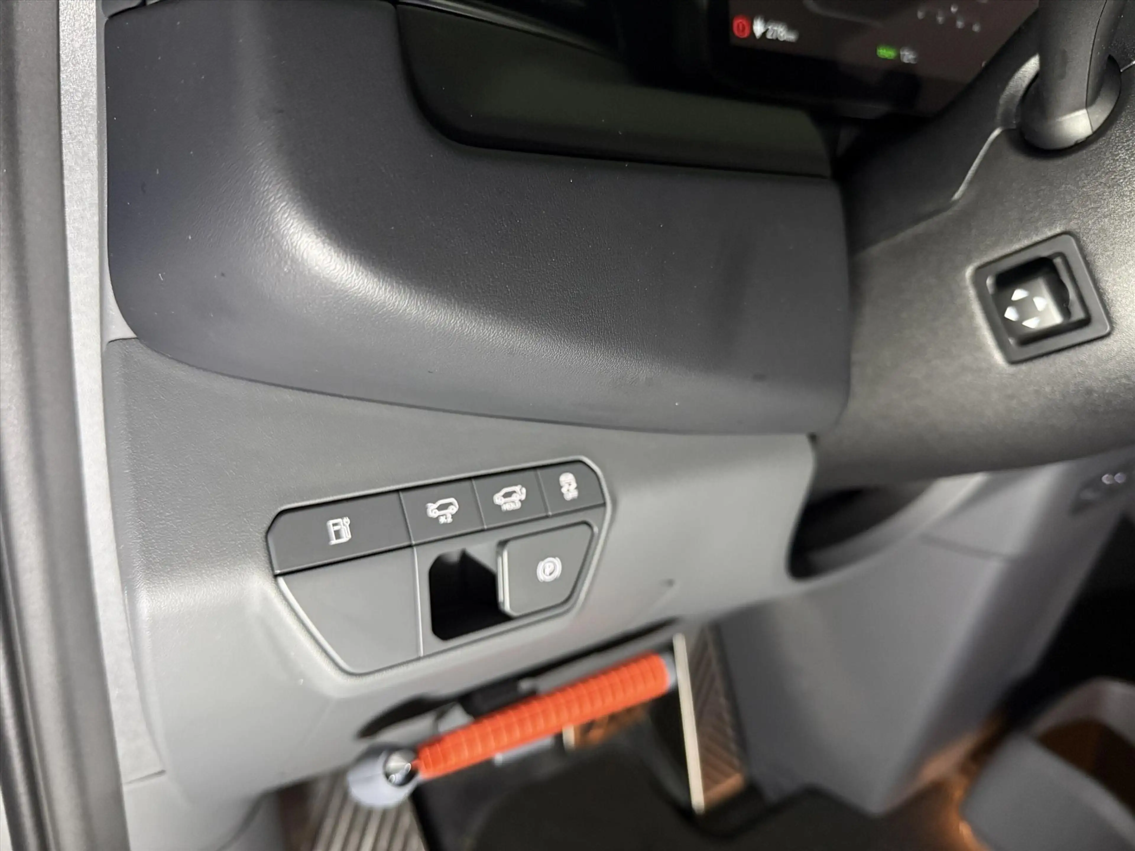 Kia EV9 99,8kWh 384pk AWD Dual Motor GT-Line — photo 16
