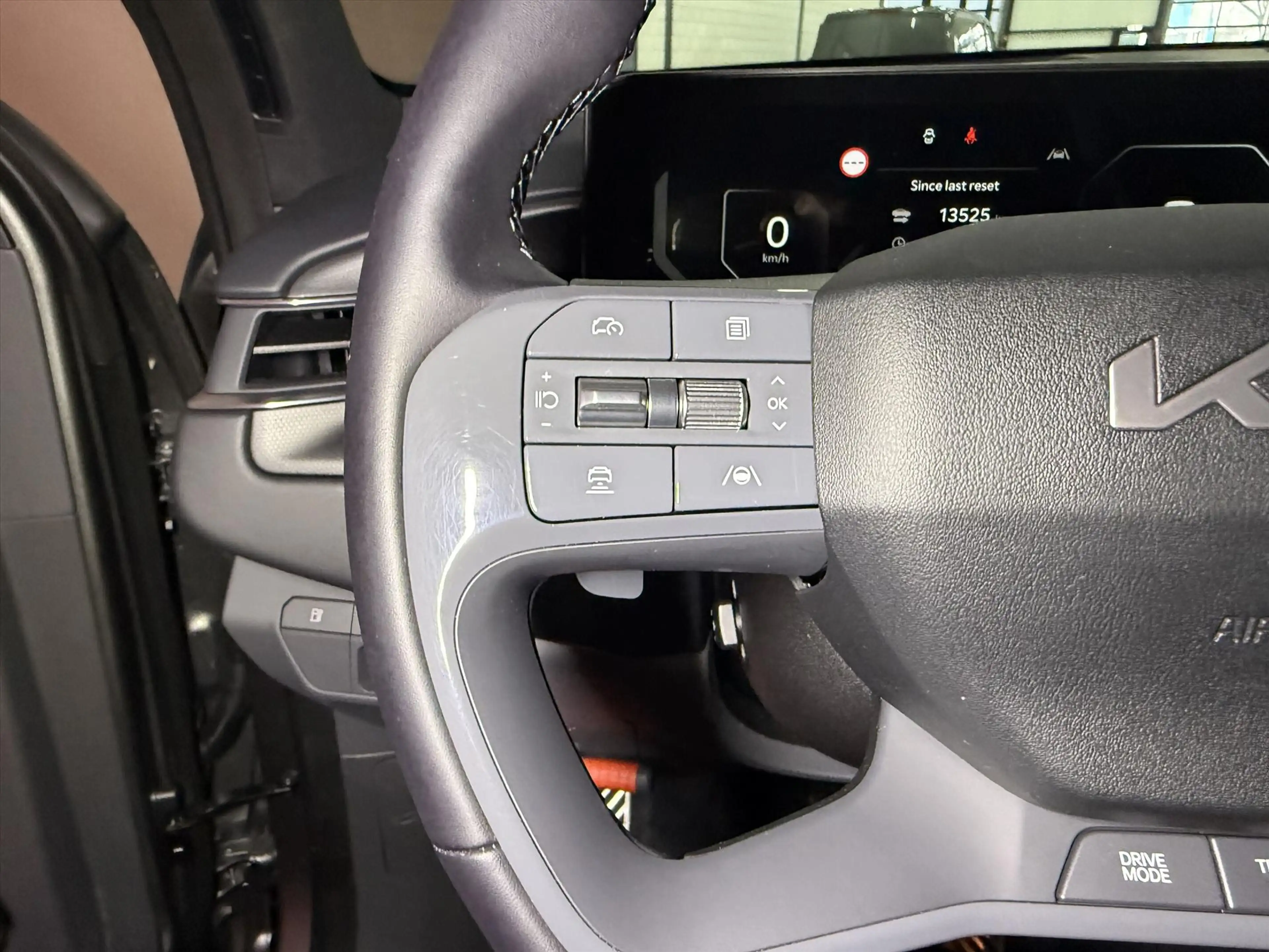 Kia EV9 99,8kWh 384pk AWD Dual Motor GT-Line — photo 17