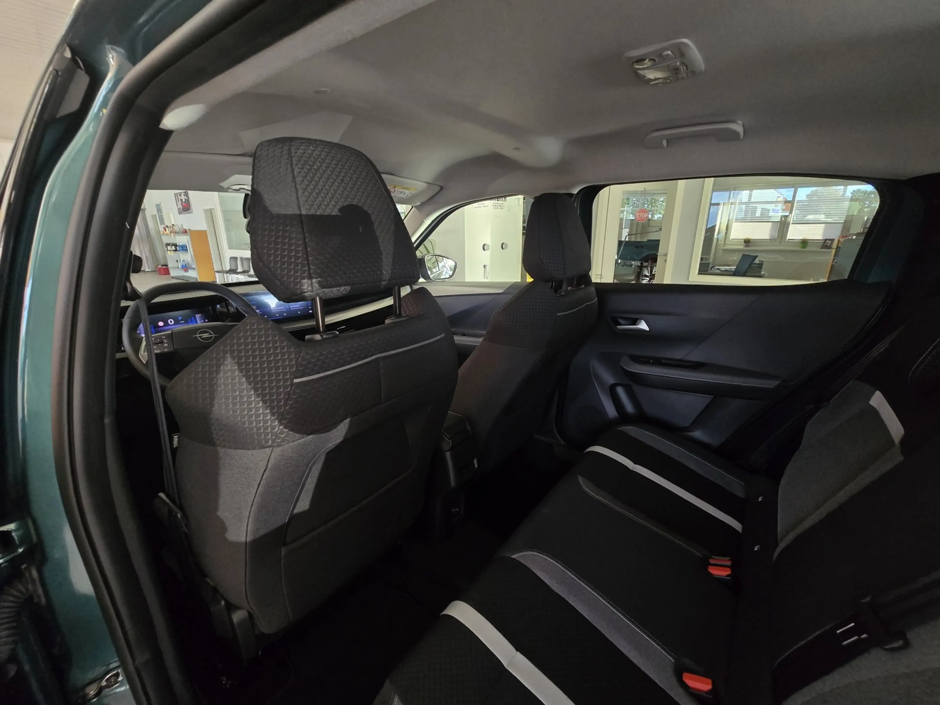 Opel Frontera Mild-Hybrid GS Navi SHZ RFK Allwetter LED — photo 15