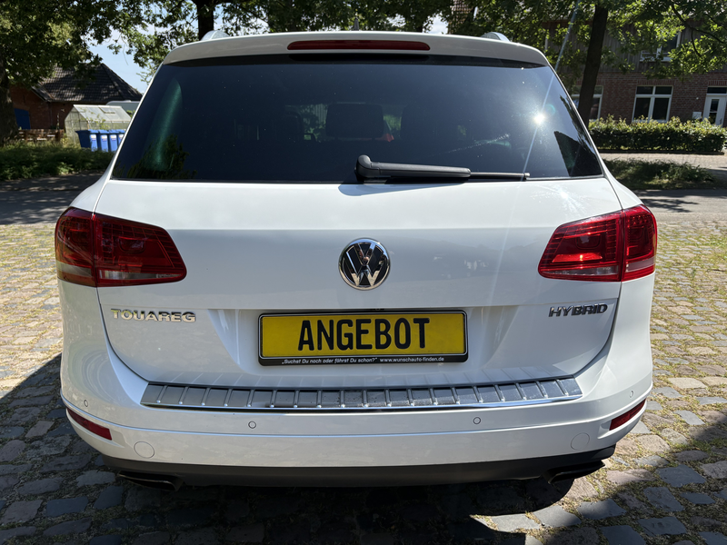 Volkswagen Touareg V6 TSI Hybrid Exclusiv-Ausstattung — photo 6