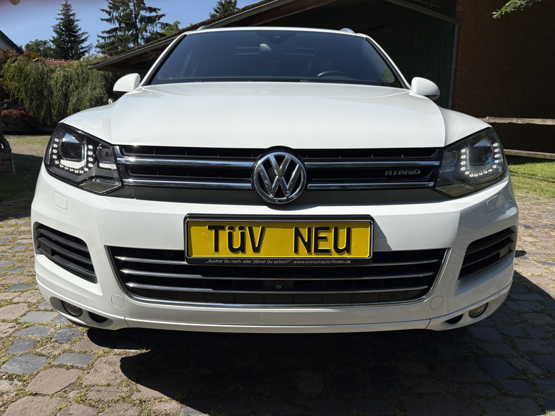 Volkswagen Touareg V6 TSI Hybrid Exclusiv-Ausstattung — photo 5