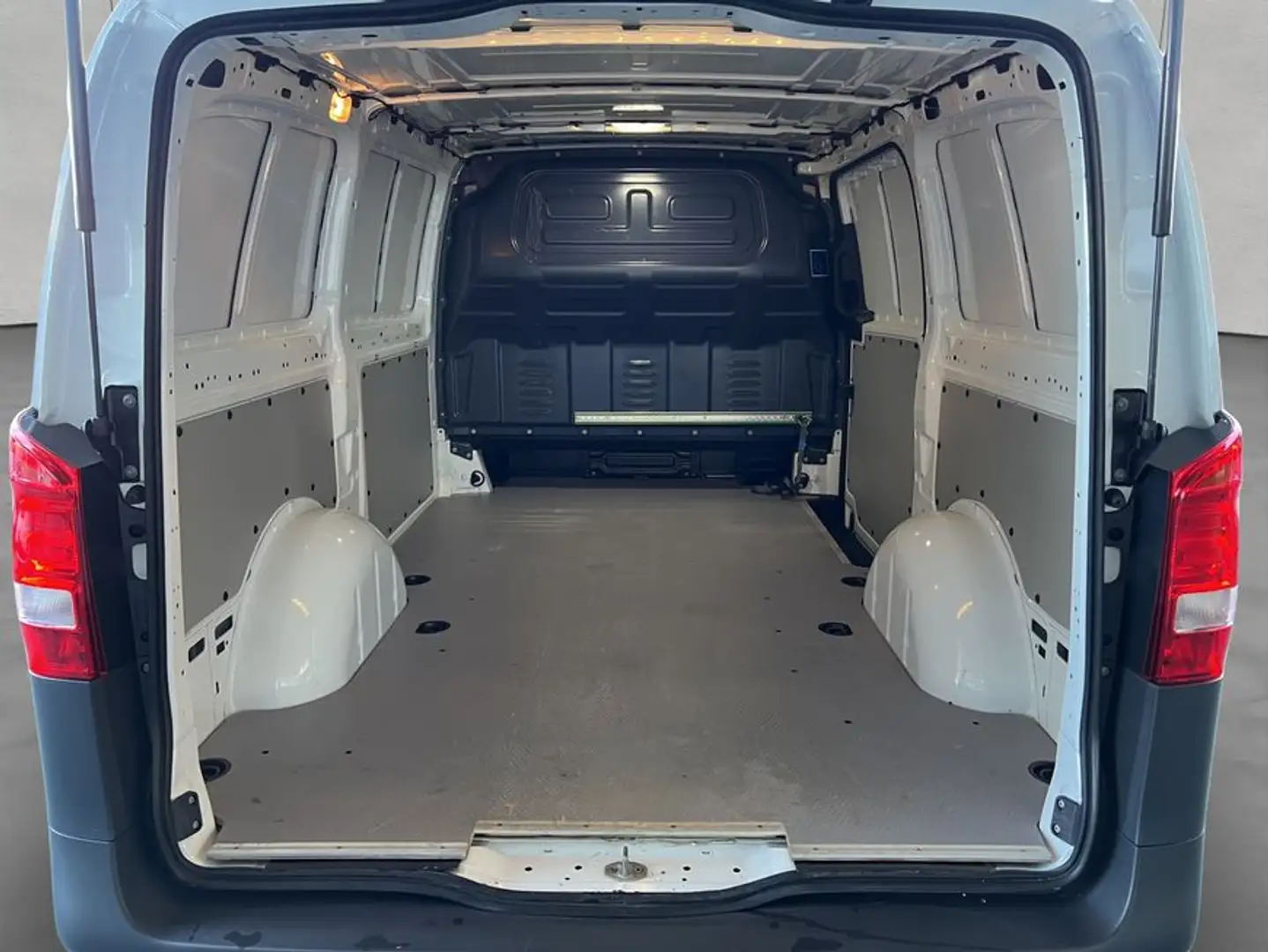 Mercedes-Benz eVito Kasten Lang  Hochvoltbatterie (35 kWh) Blanc - 2