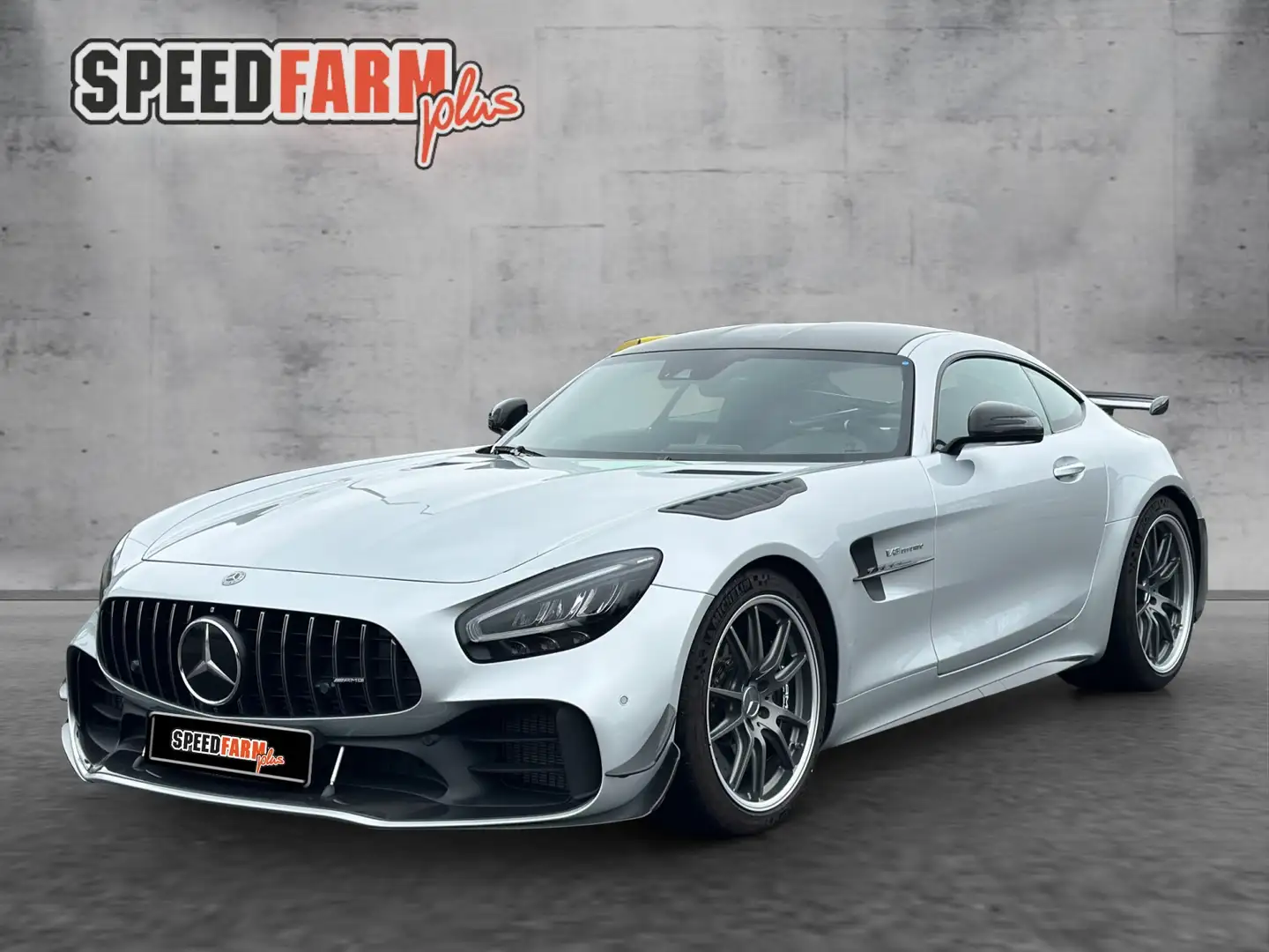 Mercedes-Benz AMG GT R Coupe PRO/ Exterieur Paket Carbon Gümüş rengi - 1