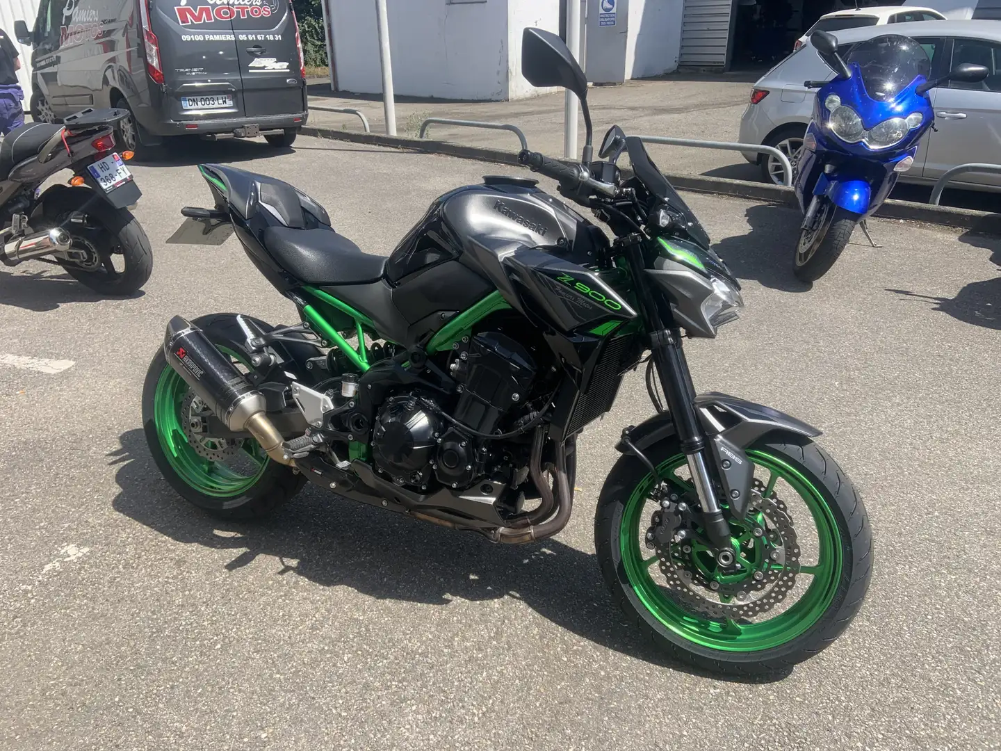 Kawasaki Z 900 Vert - 2