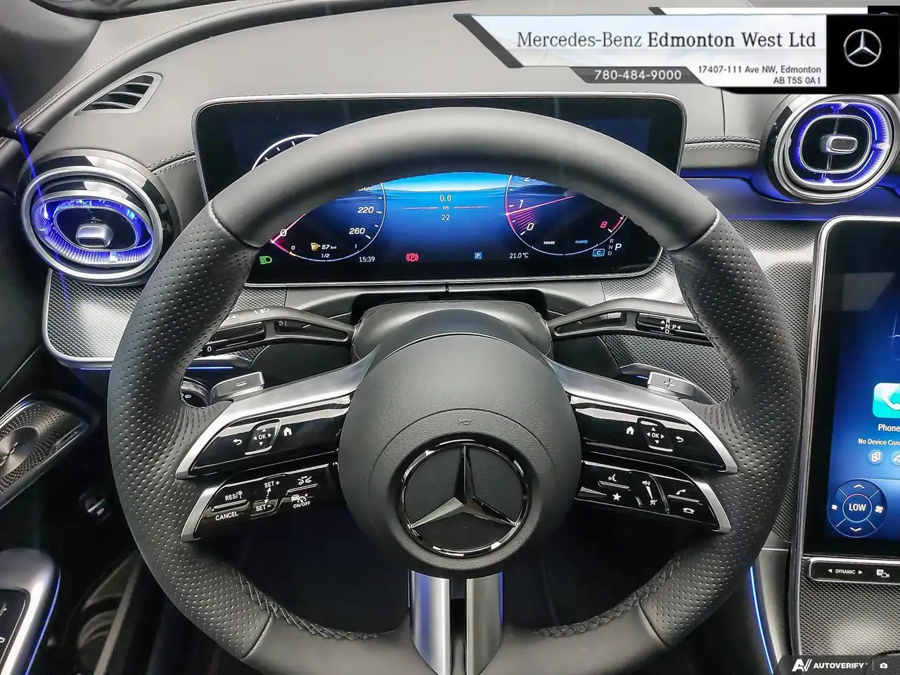 Mercedes-Benz C-Class снимка Mercedes-Benz C-Class