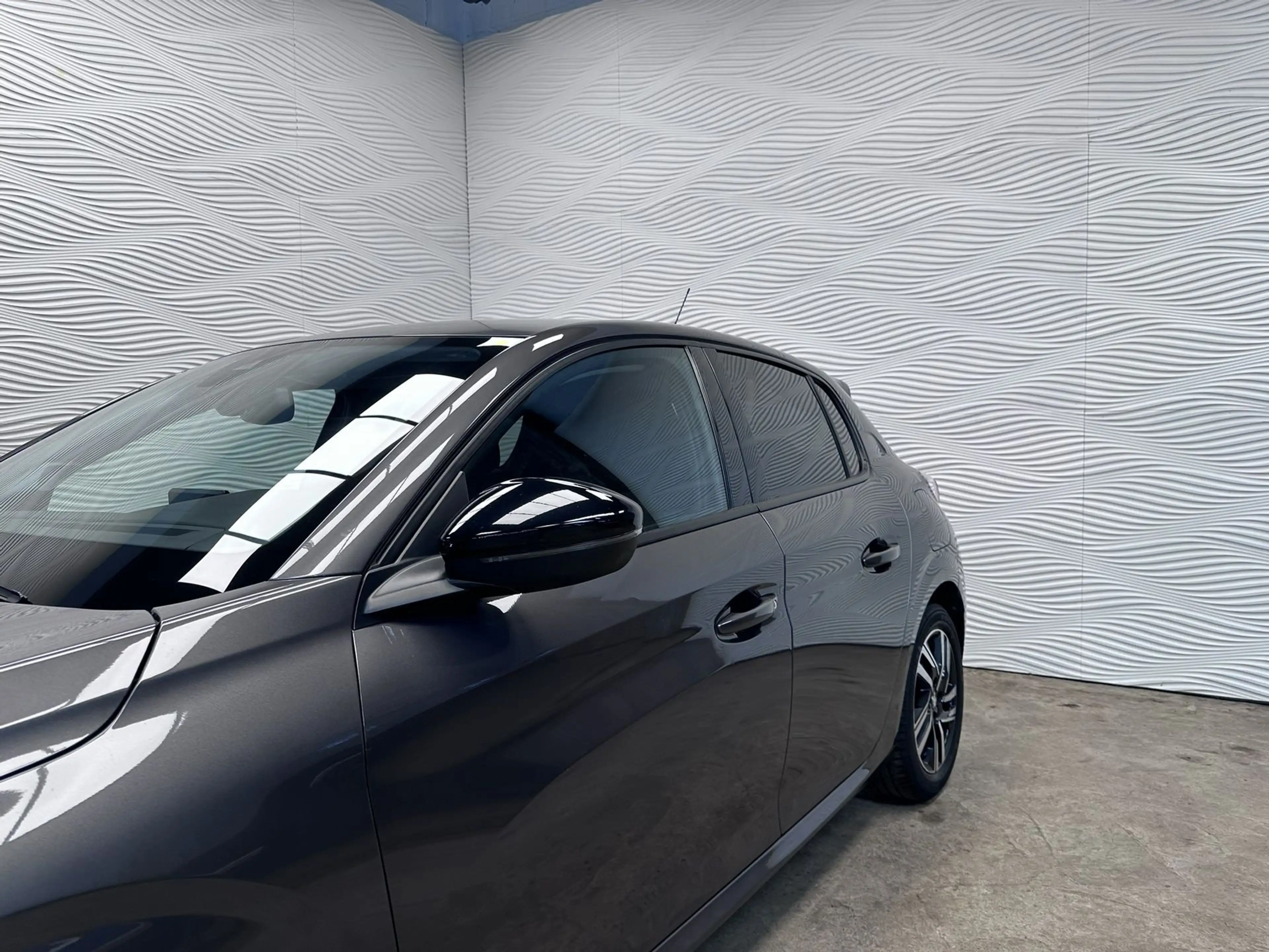 Peugeot 208 1.2i*AUT*S&S*ALLURE*CARPLAY*100 PK* — photo 7