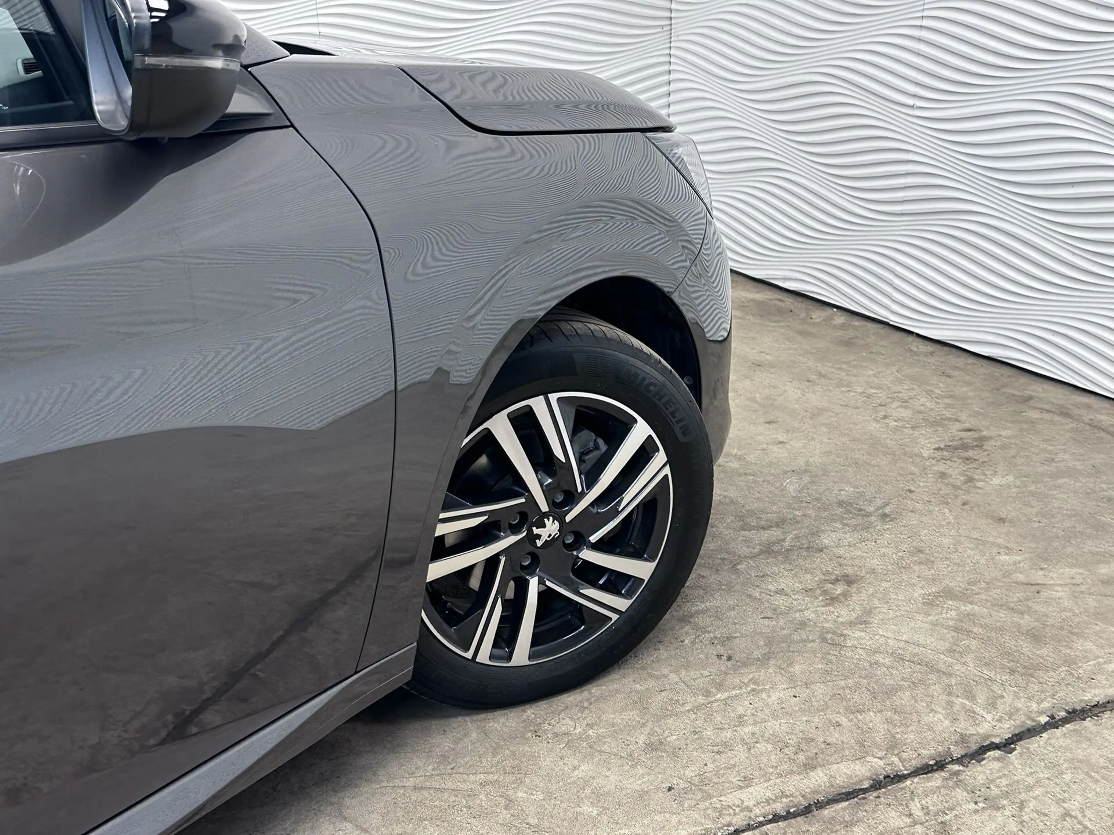 Peugeot 208 1.2i*AUT*S&S*ALLURE*CARPLAY*100 PK* — photo 12