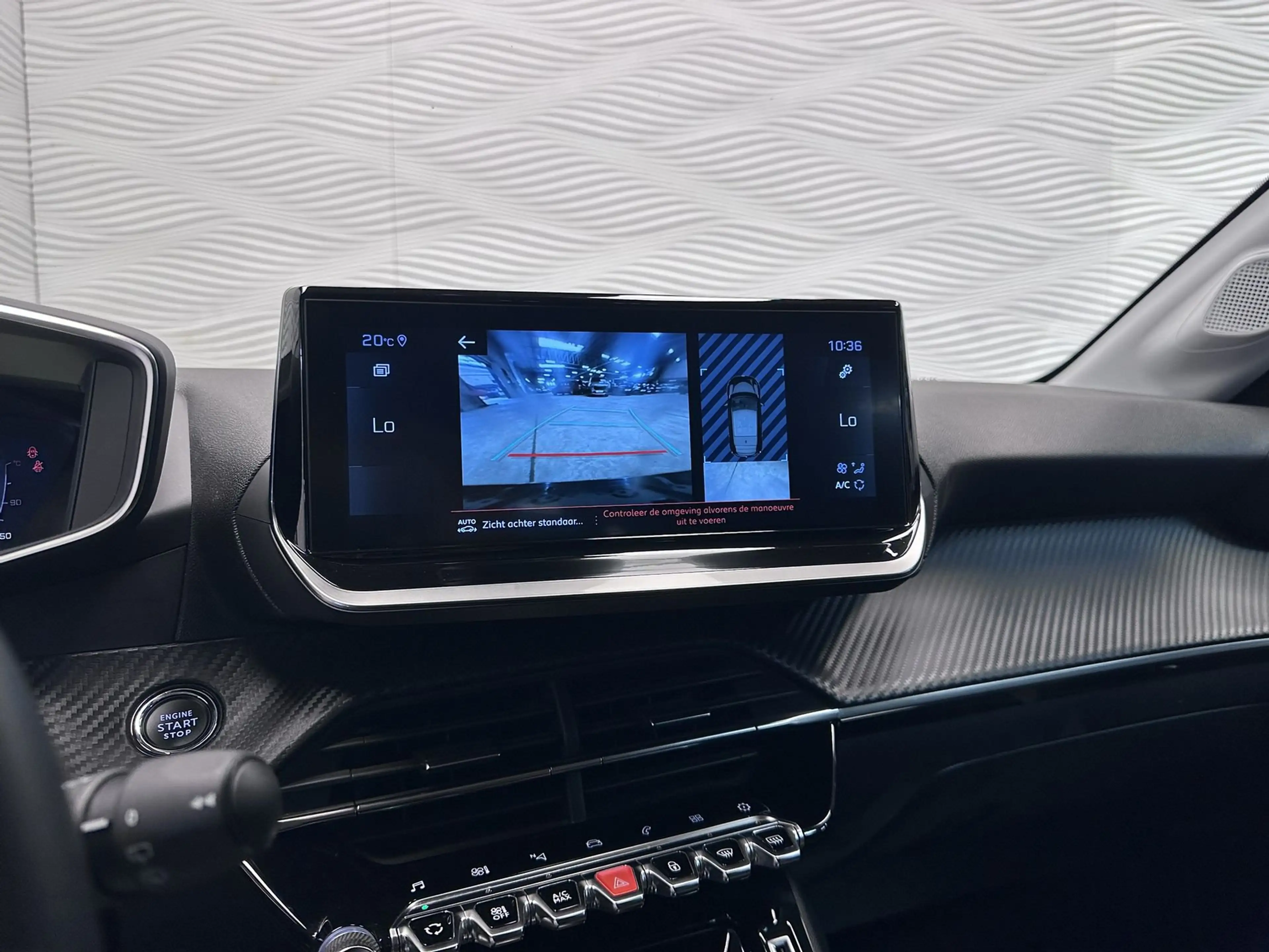 Peugeot 208 1.2i*AUT*S&S*ALLURE*CARPLAY*100 PK* — photo 24
