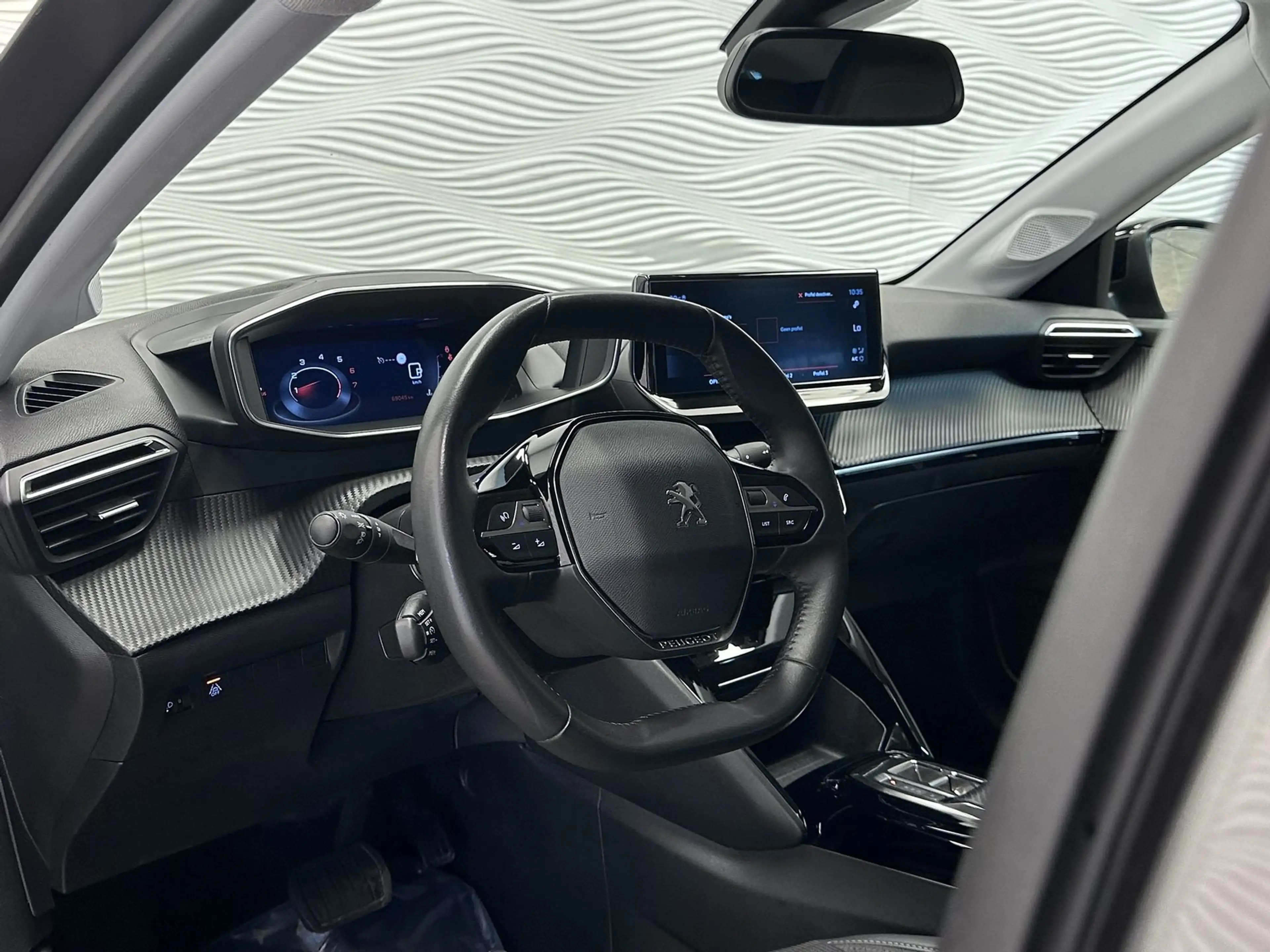 Peugeot 208 1.2i*AUT*S&S*ALLURE*CARPLAY*100 PK* — photo 17