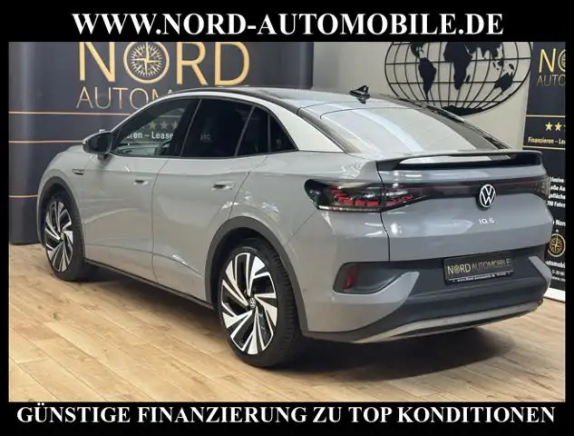 Volkswagen Id.5 view 9