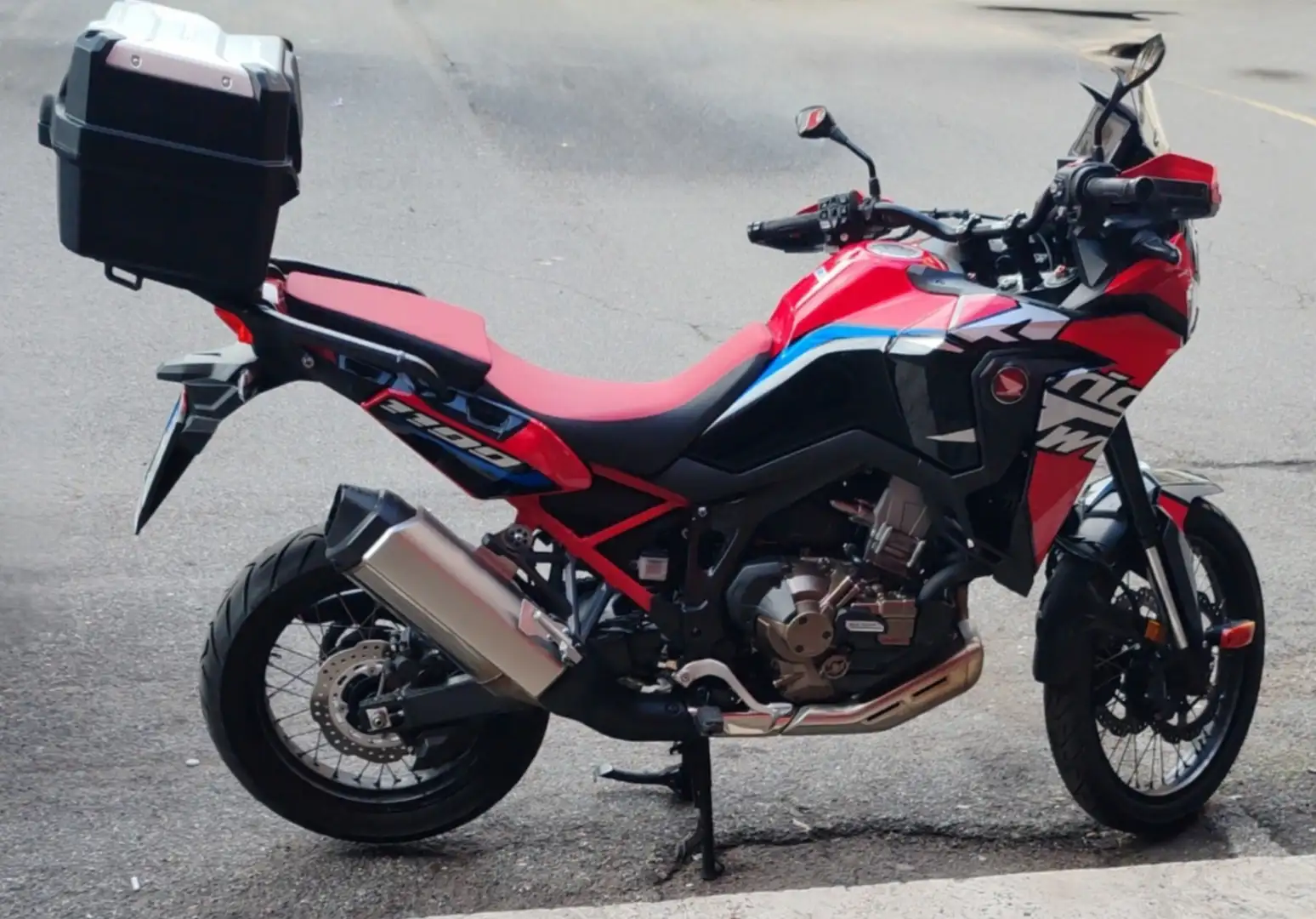 Honda CRF 1100 dct Urban 2023 Czerwony - 1
