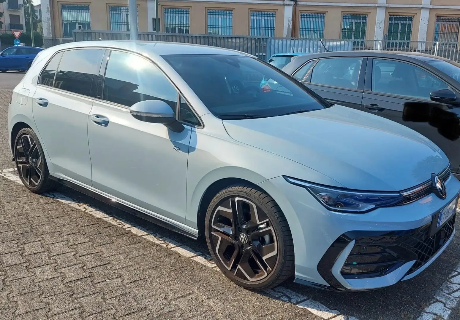 Volkswagen Golf 2.0 TDI 150 CV DSG SCR R-Line Plus Grigio - 2