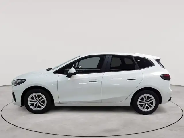 BMW 2 Series view 6