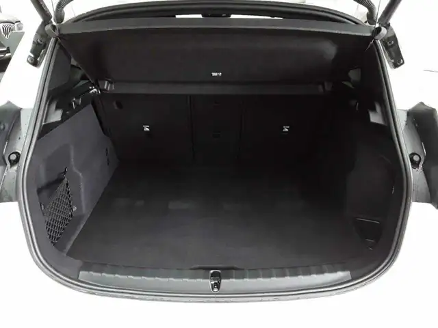 BMW 2 Series view 15