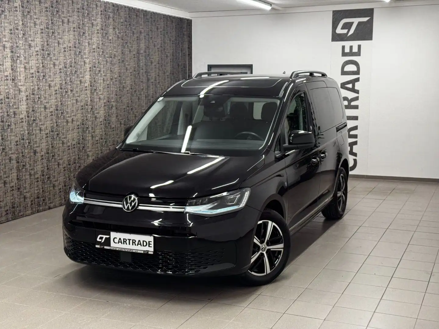Volkswagen Caddy 1.5 TSI Dark Label Schwarz - 2