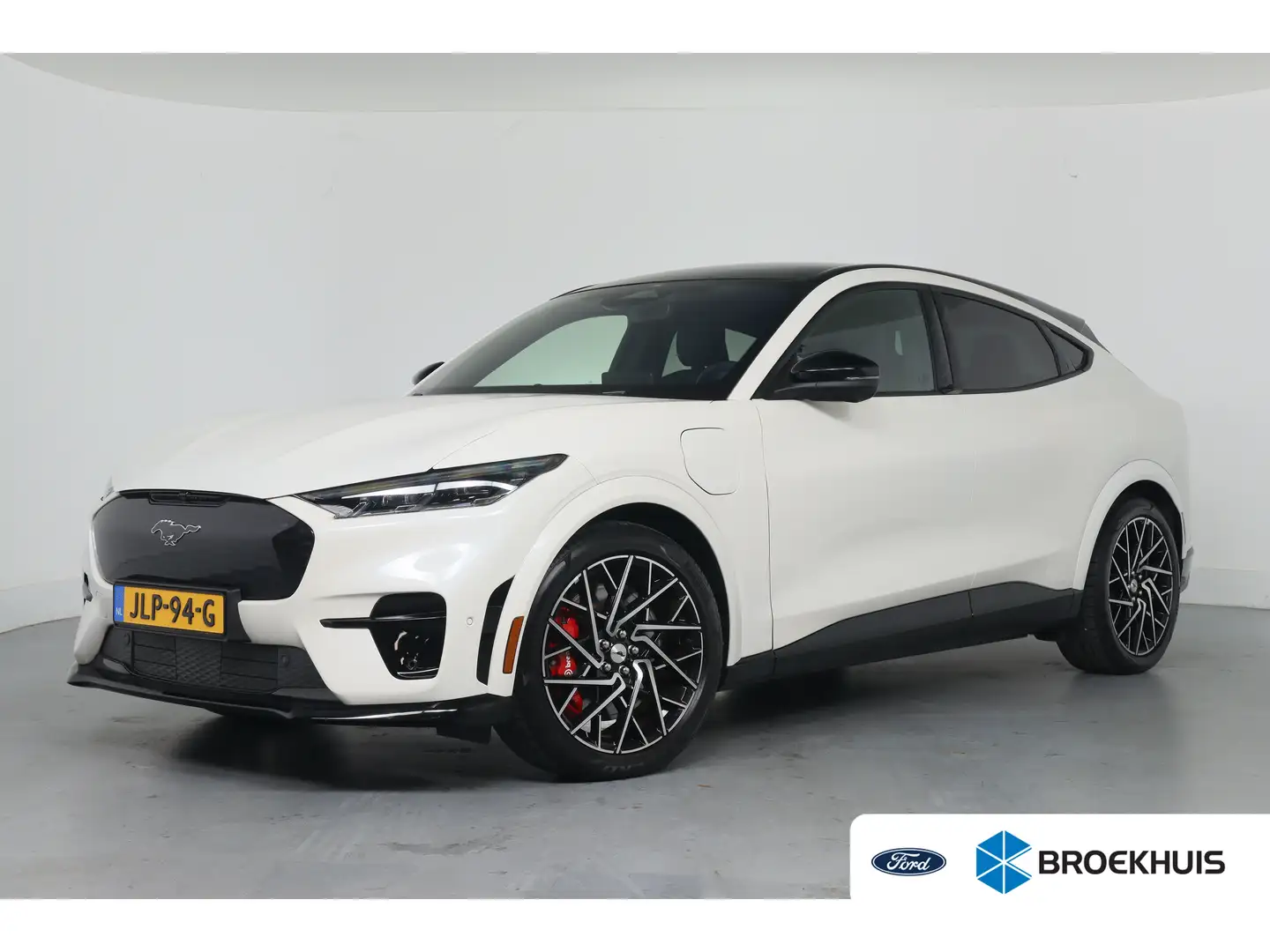 Ford Mustang Mach-E GT AWD | Panorama Dak | B&O | Winter pack | Memory Blanc - 1