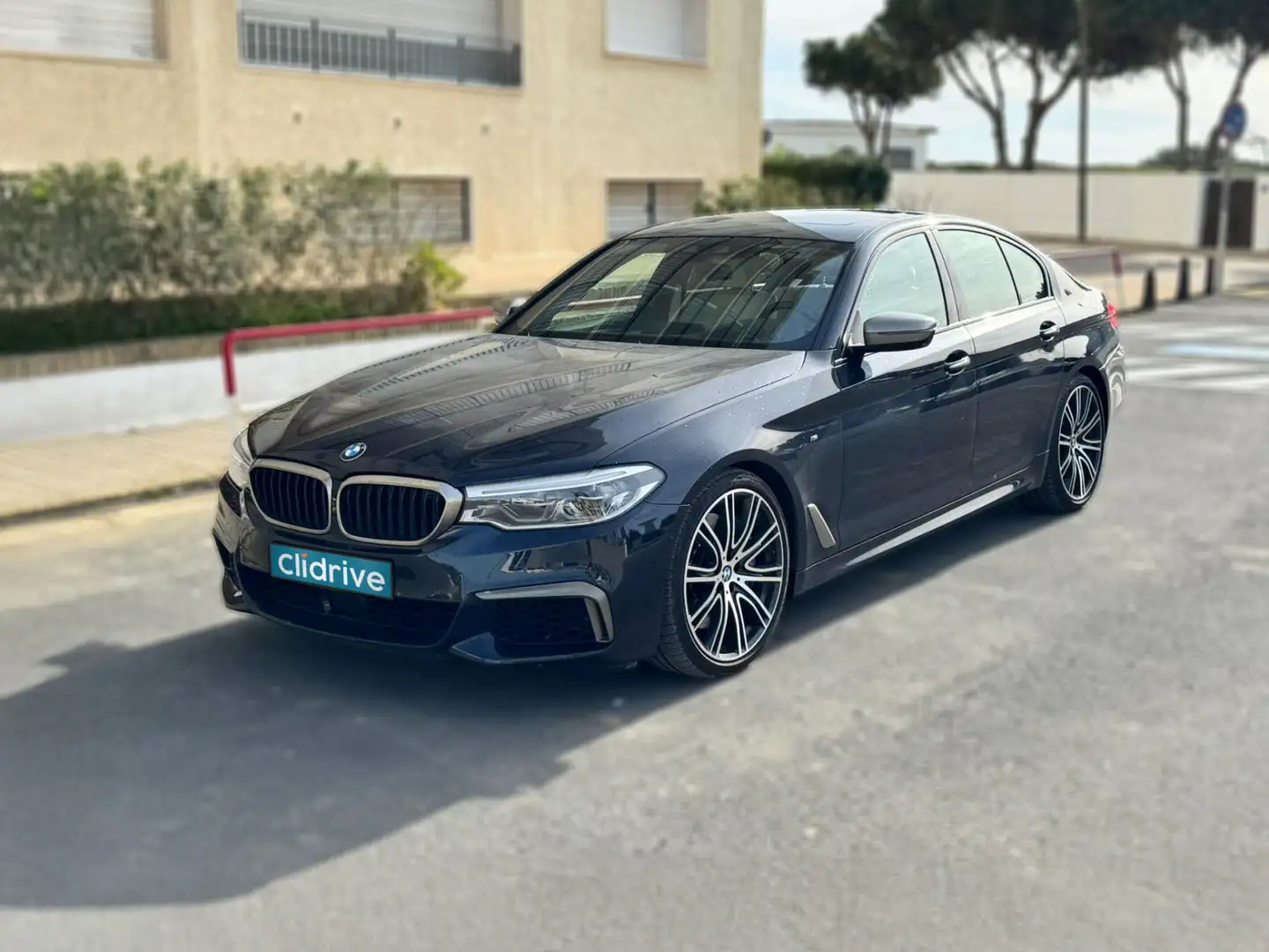 BMW 550 M550iA xDrive Černá - 2