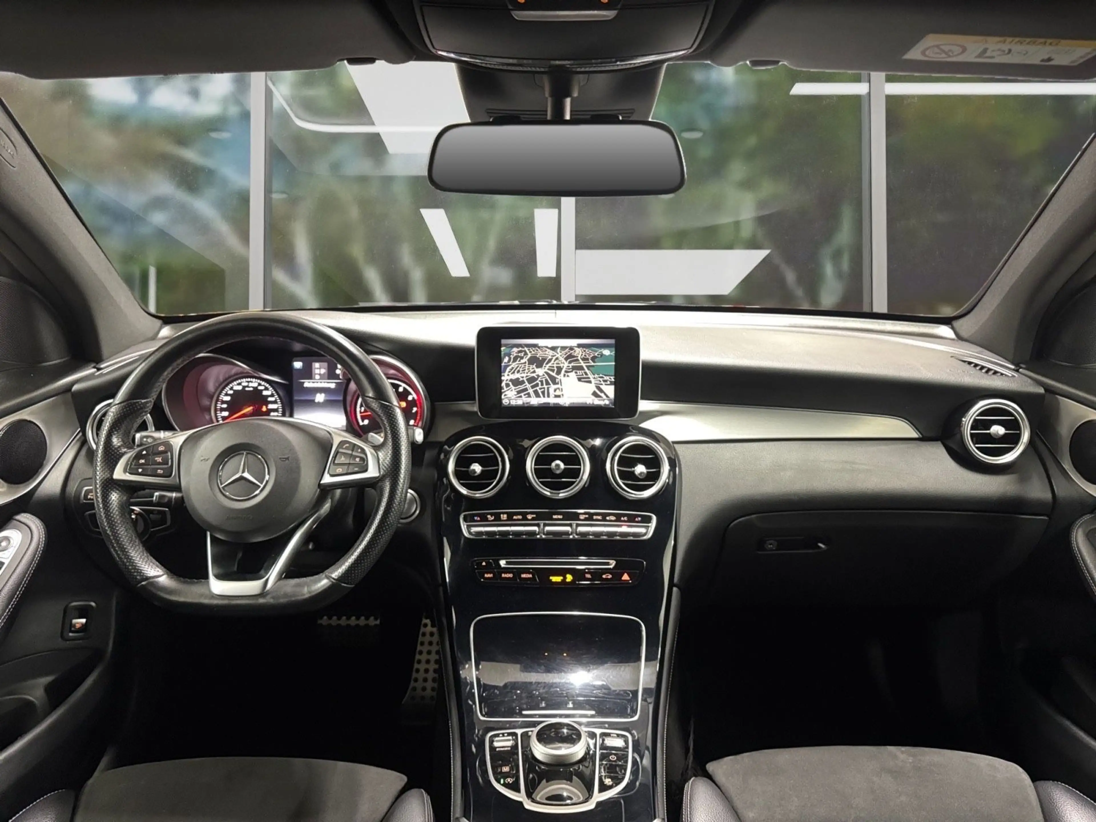 Mercedes-Benz GLC 250 Coupe 4Matic Amg, 2.Hand, Scheckheft — photo 9