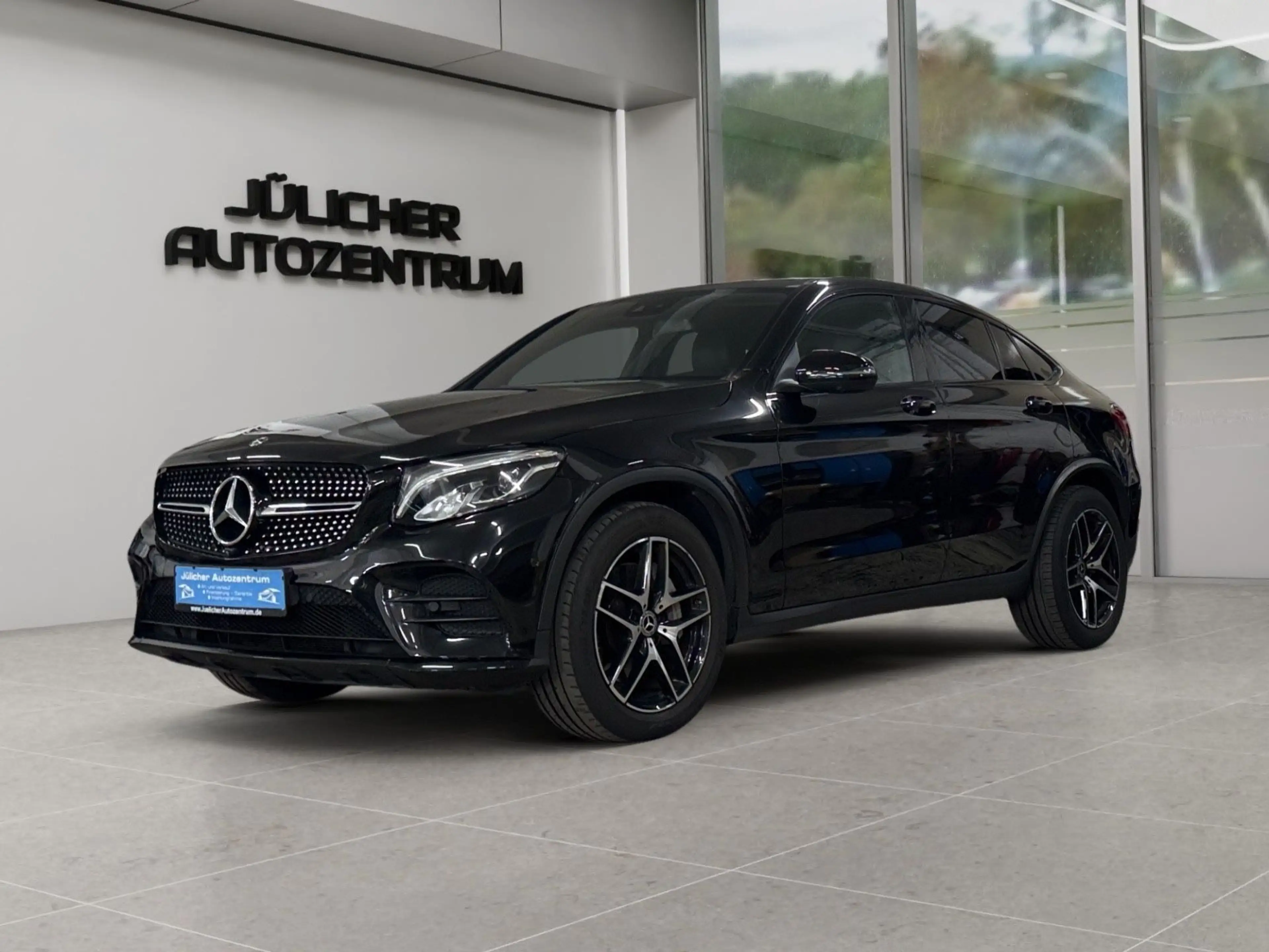Mercedes-Benz GLC 250 Coupe 4Matic Amg, 2.Hand, Scheckheft — photo 4