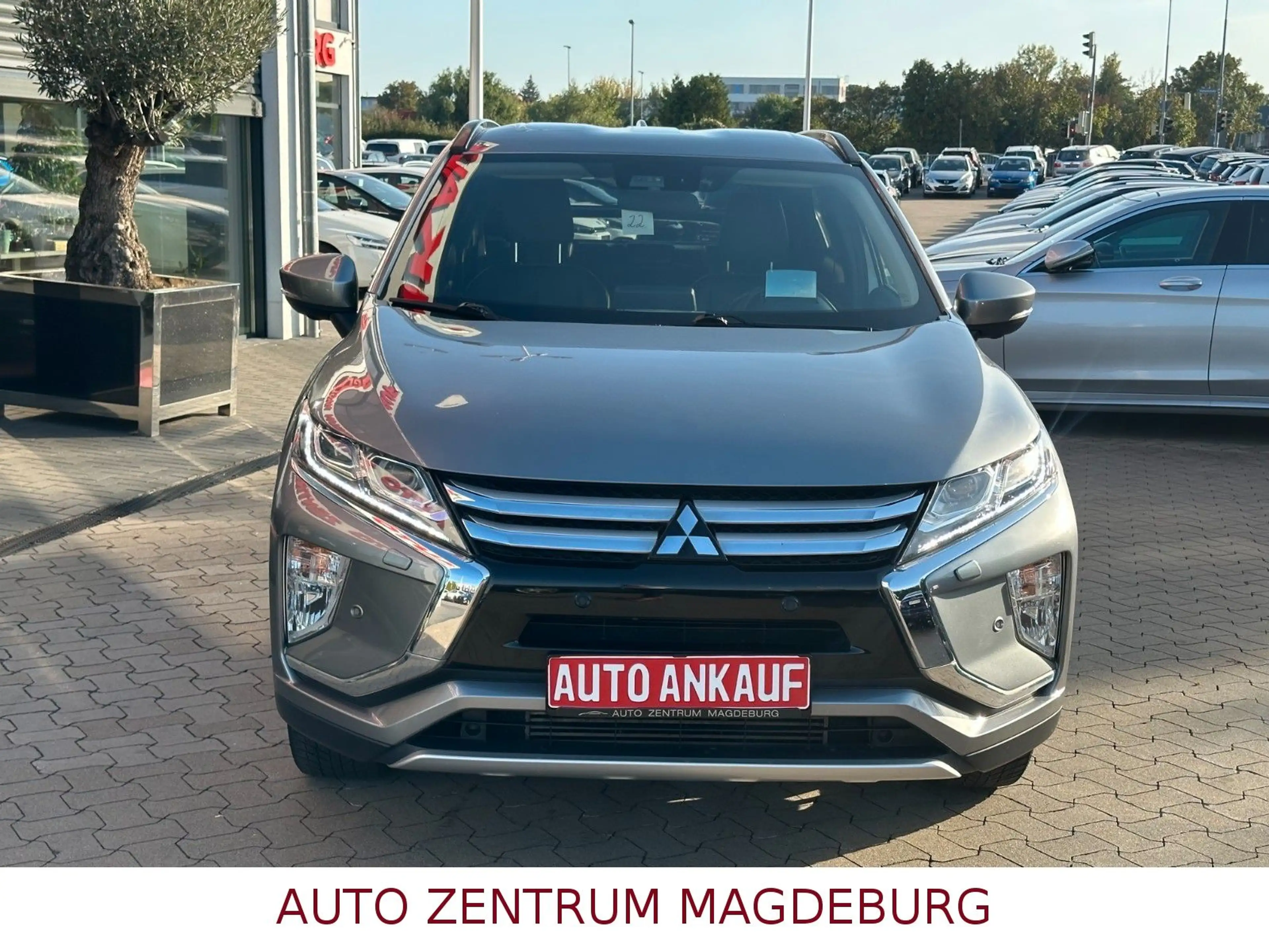 Mitsubishi Eclipse Cross Top 2WD LEDER*HEADUP*DAB*KAMERA — photo 3