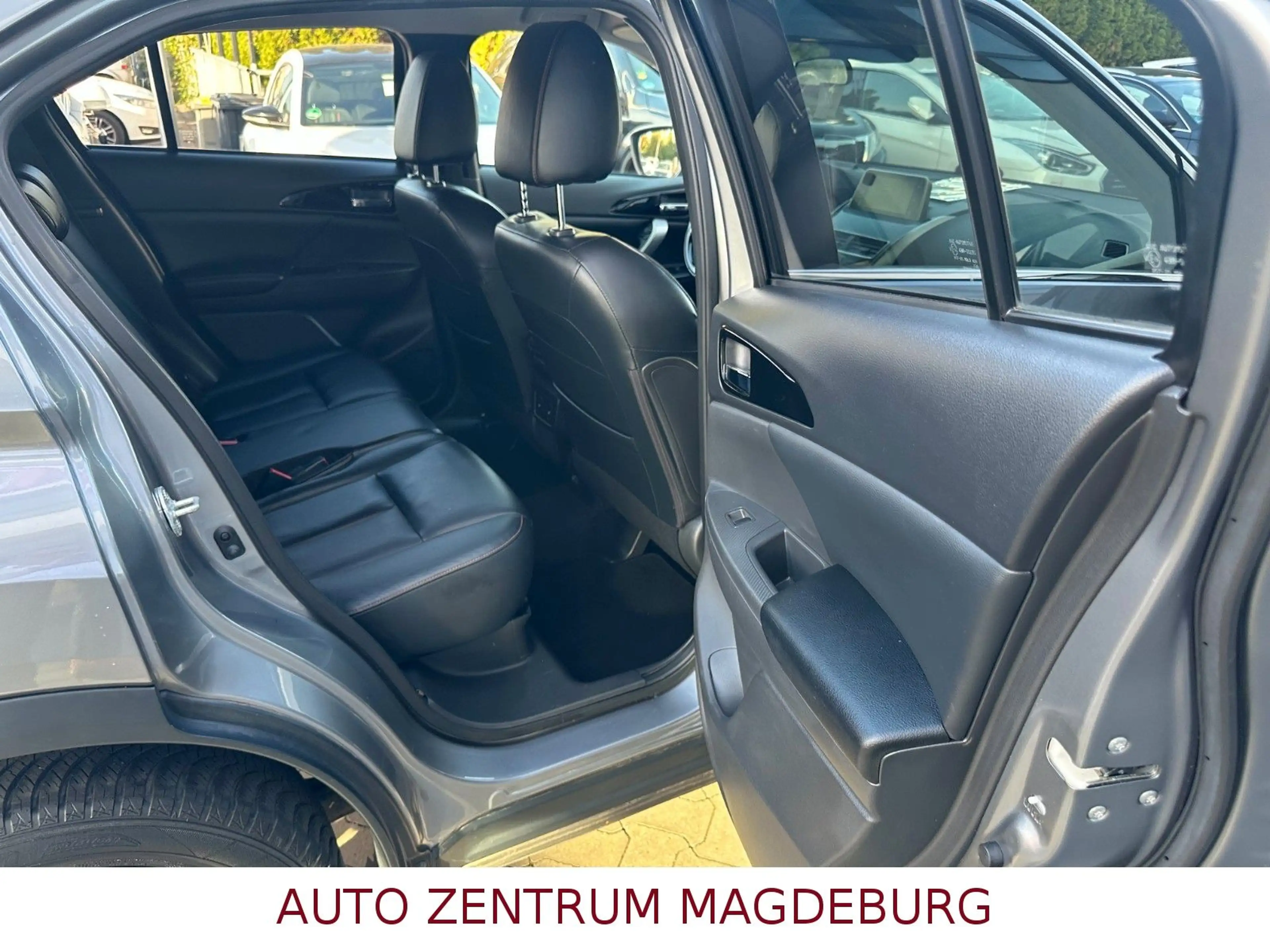 Mitsubishi Eclipse Cross Top 2WD LEDER*HEADUP*DAB*KAMERA — photo 12