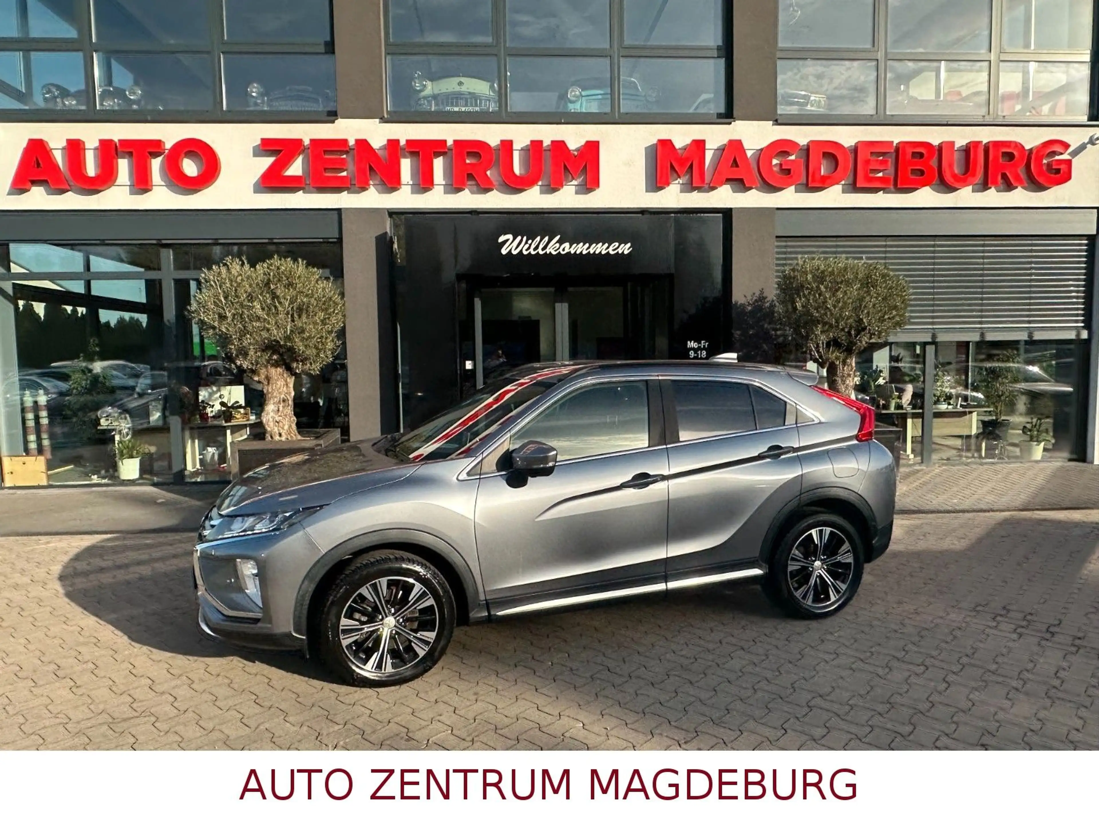 Mitsubishi Eclipse Cross Top 2WD LEDER*HEADUP*DAB*KAMERA