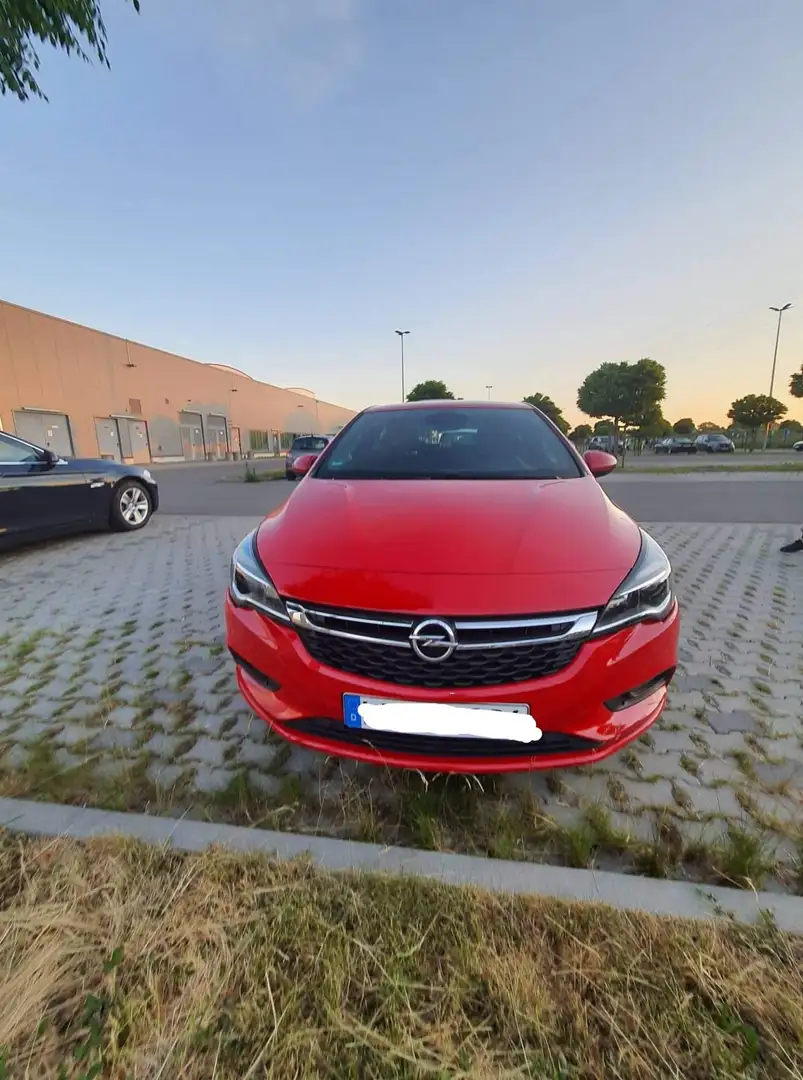 Opel Astra 1.6 D (CDTI DPF ecoFLEX) Start/Stop Excellence - 1