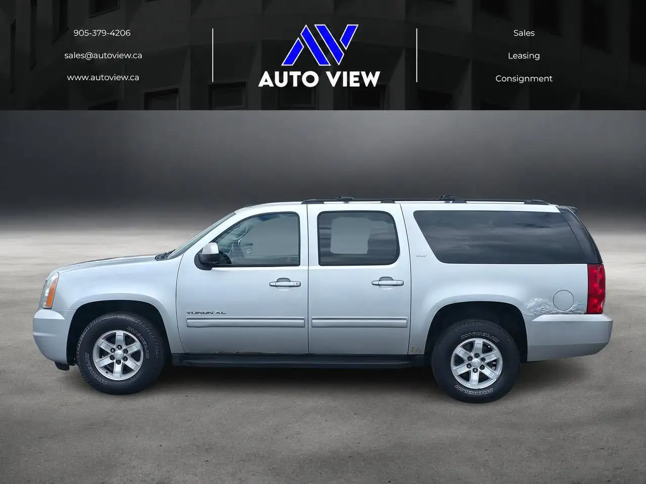 GMC Yukon photo GMC Yukon