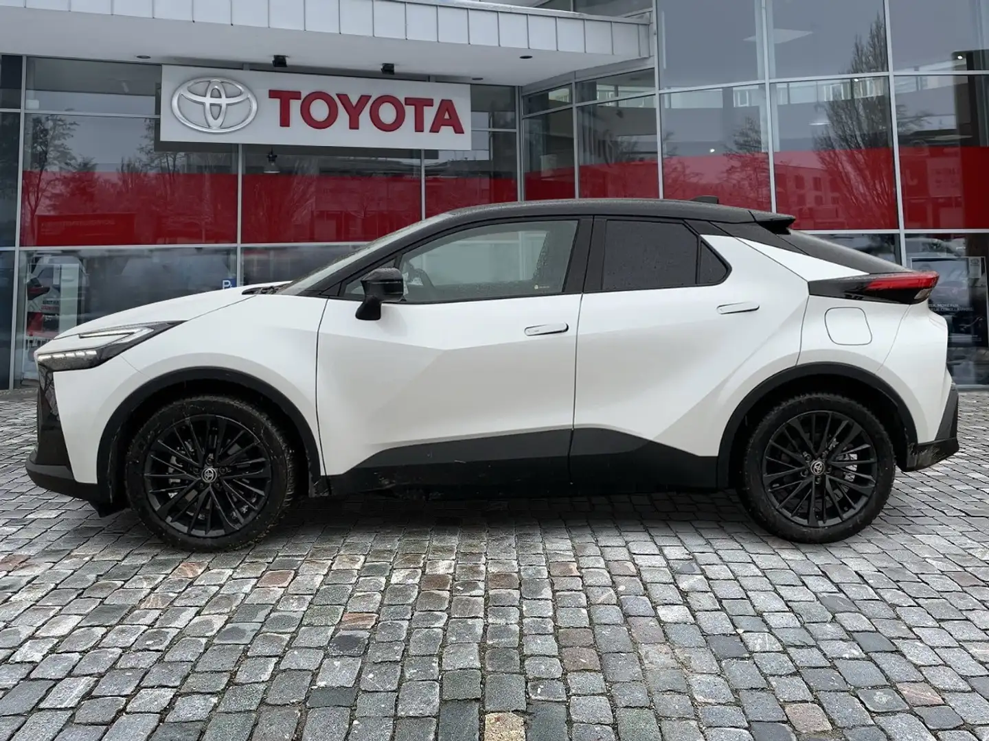 Toyota C-HR 2.0 Plug-in Hybrid 4x2 GR Sport *verfügbar* Weiß - 2